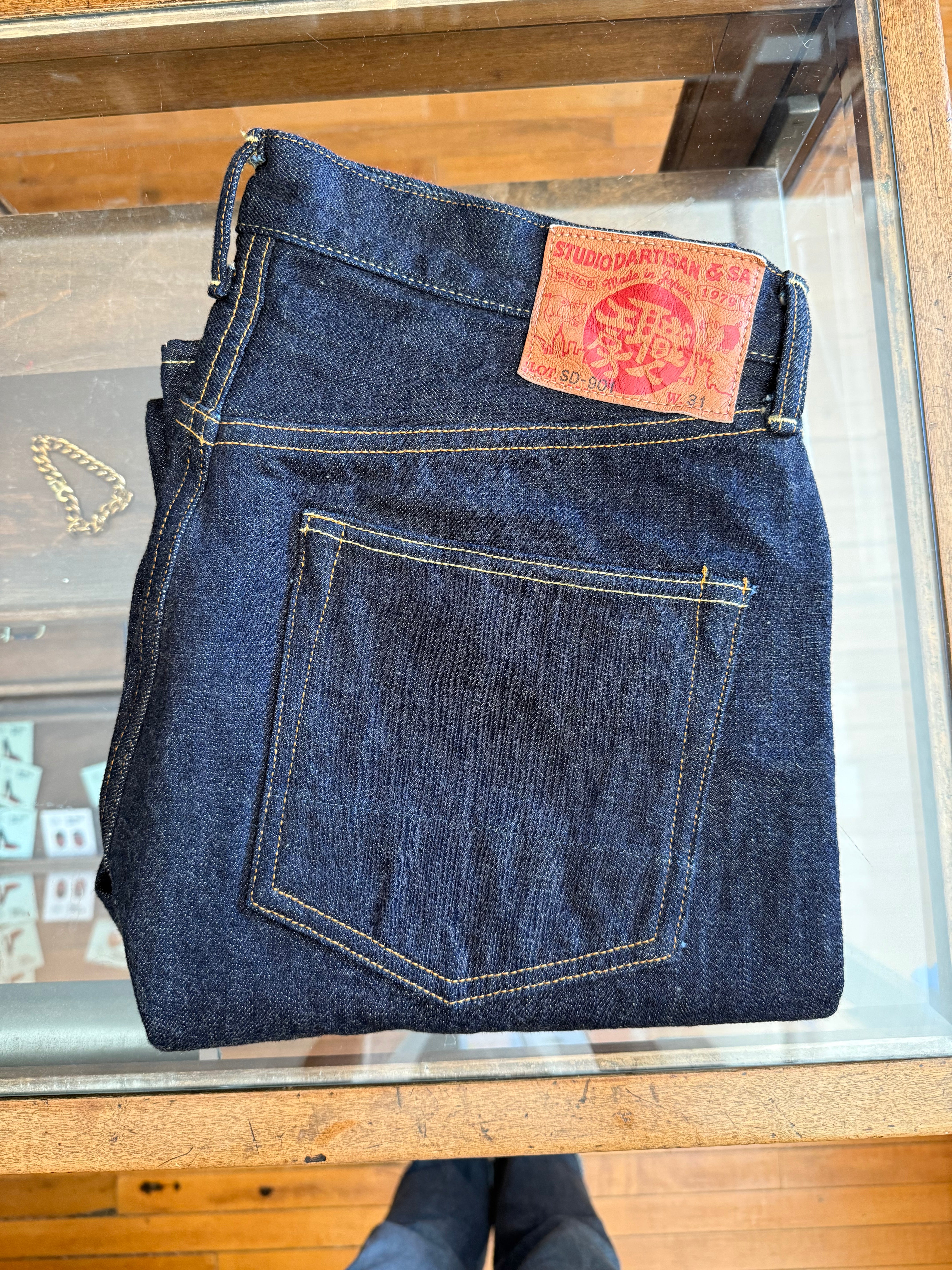 Gently Used Studio D'Artisan SD-901 Jeans - 31