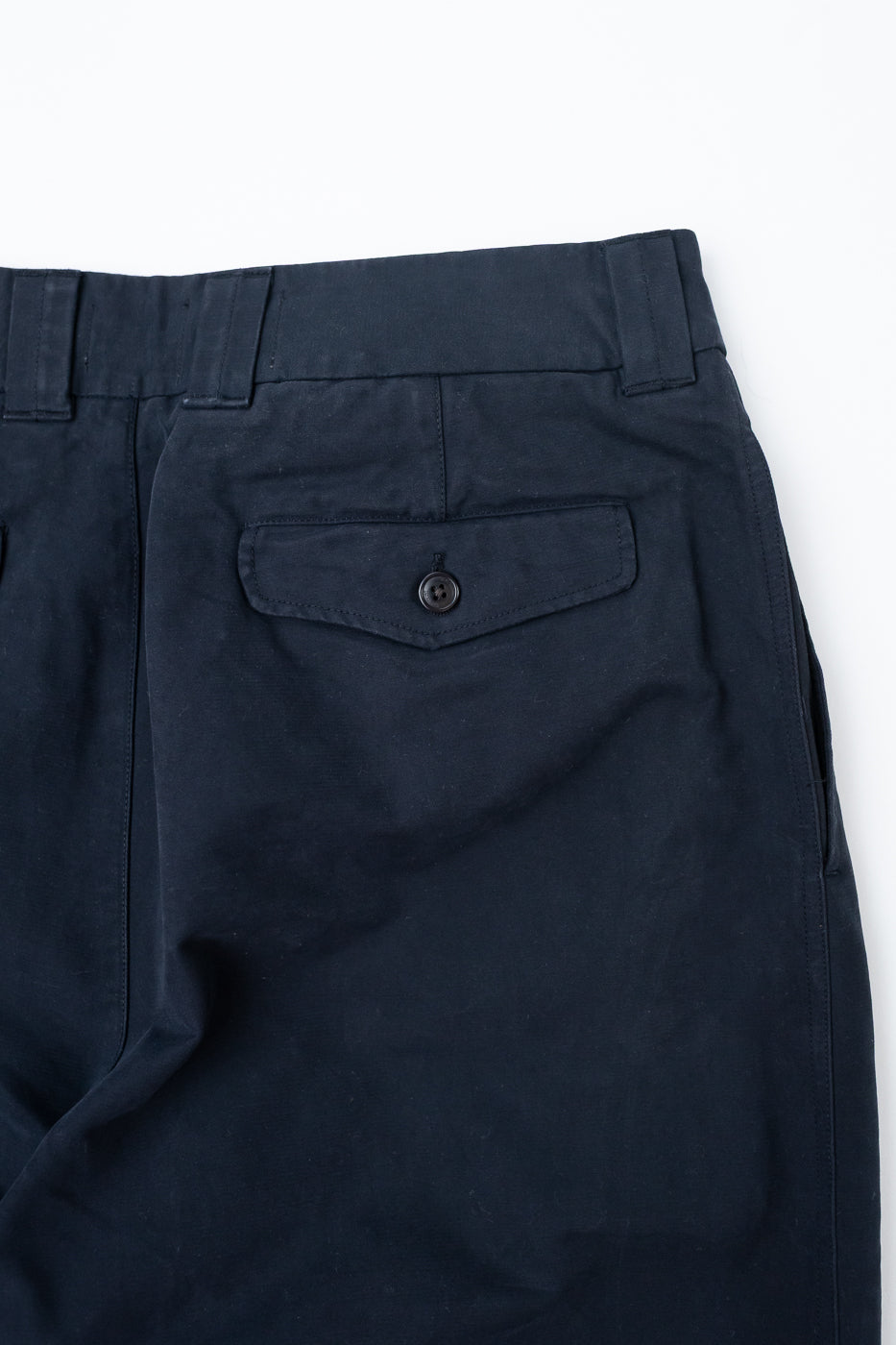 M-C-003 - Officer Chino Nebraska Cotton - Inkt Blue