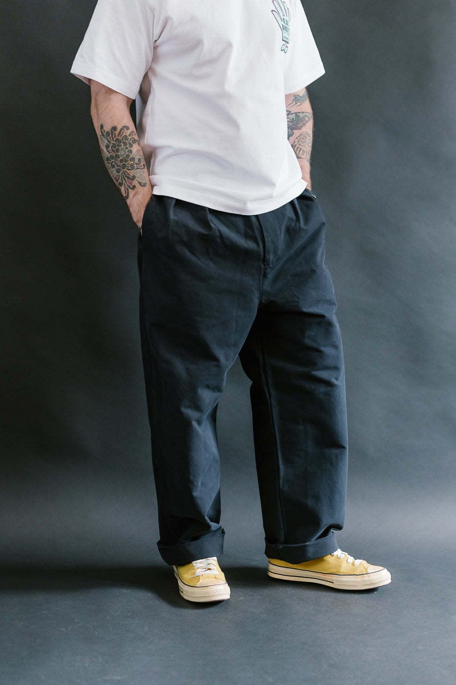 M-C-003 - Officer Chino Nebraska Cotton - Inkt Blue