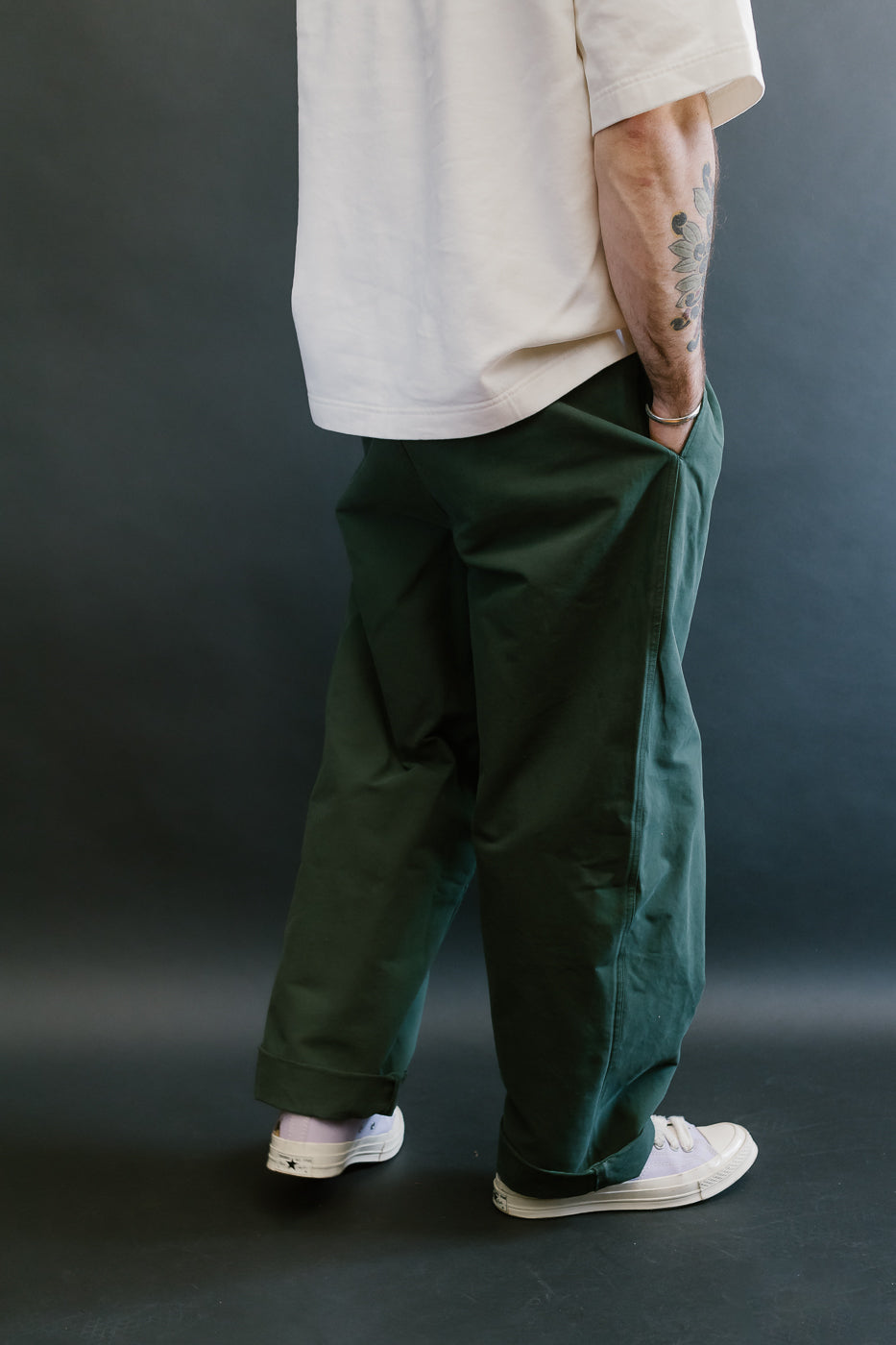 M-C-011 - Officer Chino Nebraska Cotton - Forest Green