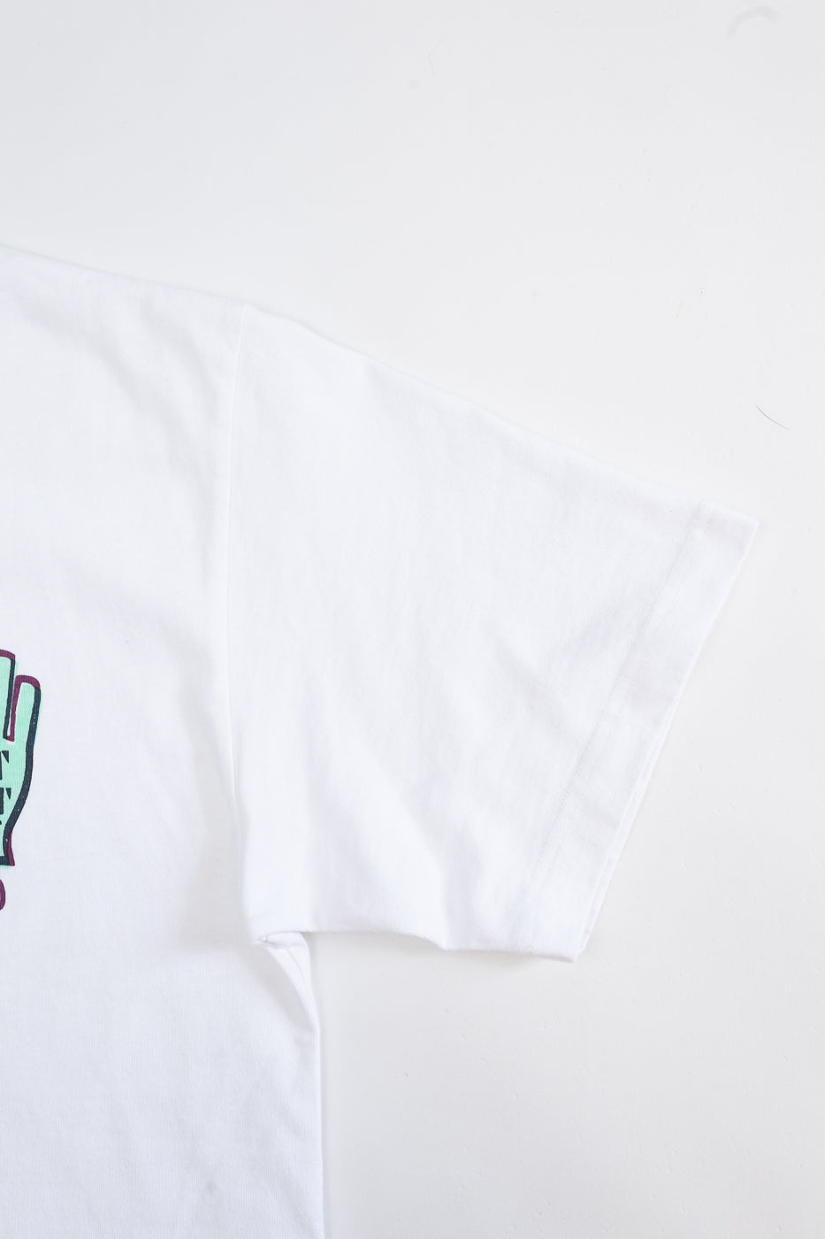 M-J-006 - Russel T-Shirt Antigoon - White