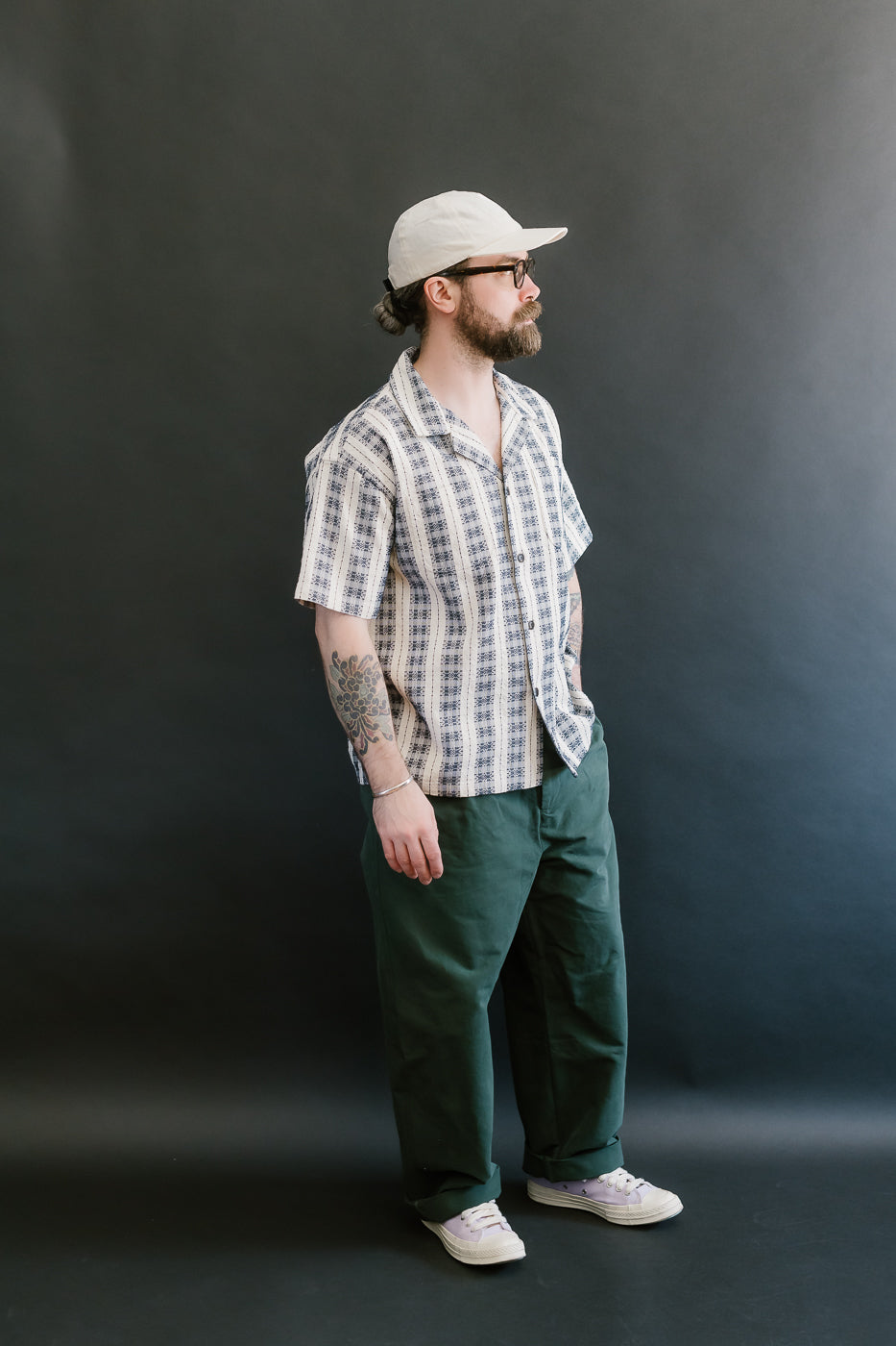 M-I-001 - Beldi Jacquard Aloha Shirt - Off White, Navy