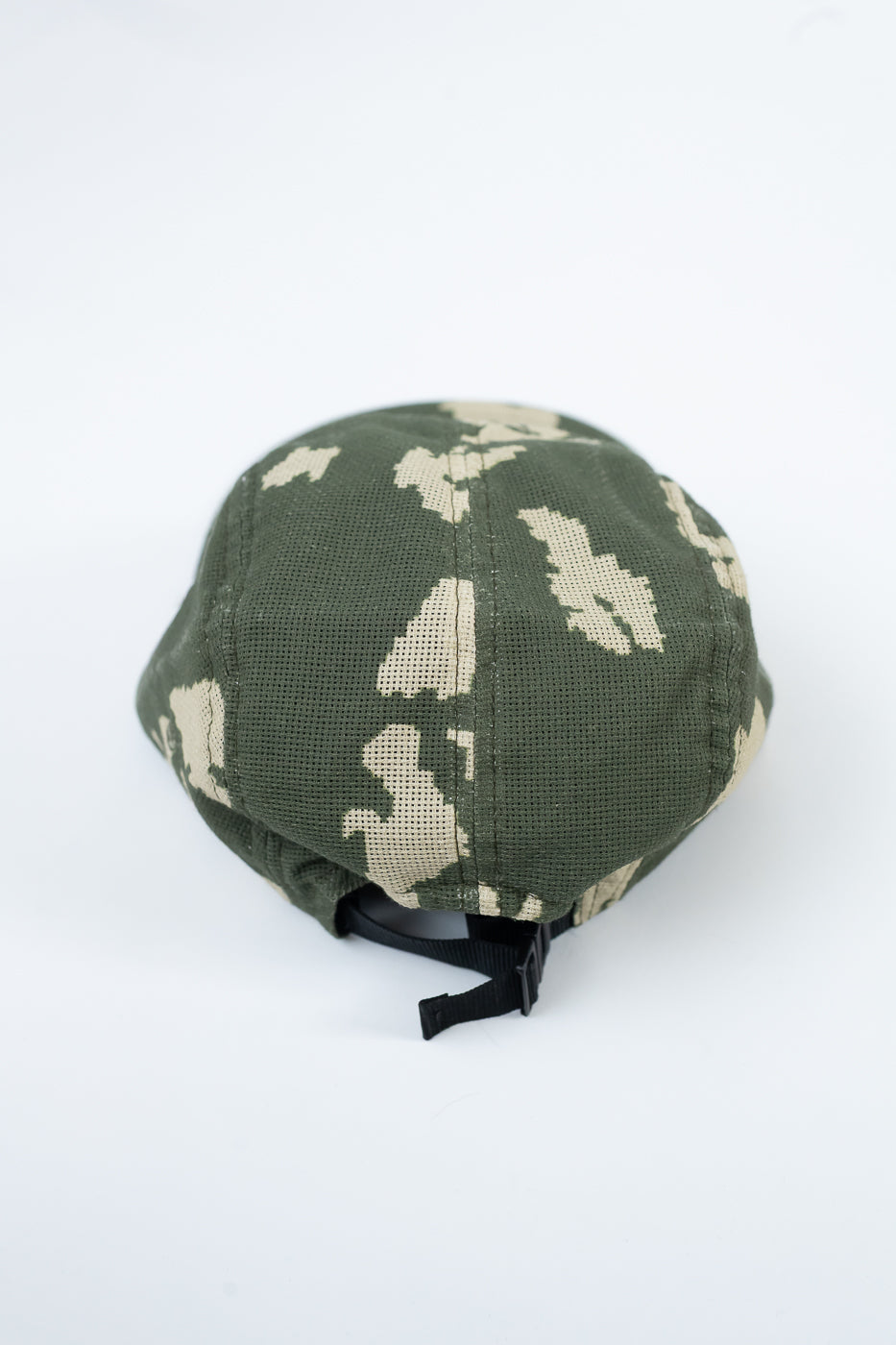 X-003-CCM-659 - 5-Panel Cap Cloud Camo Mesh - Green, Off-White