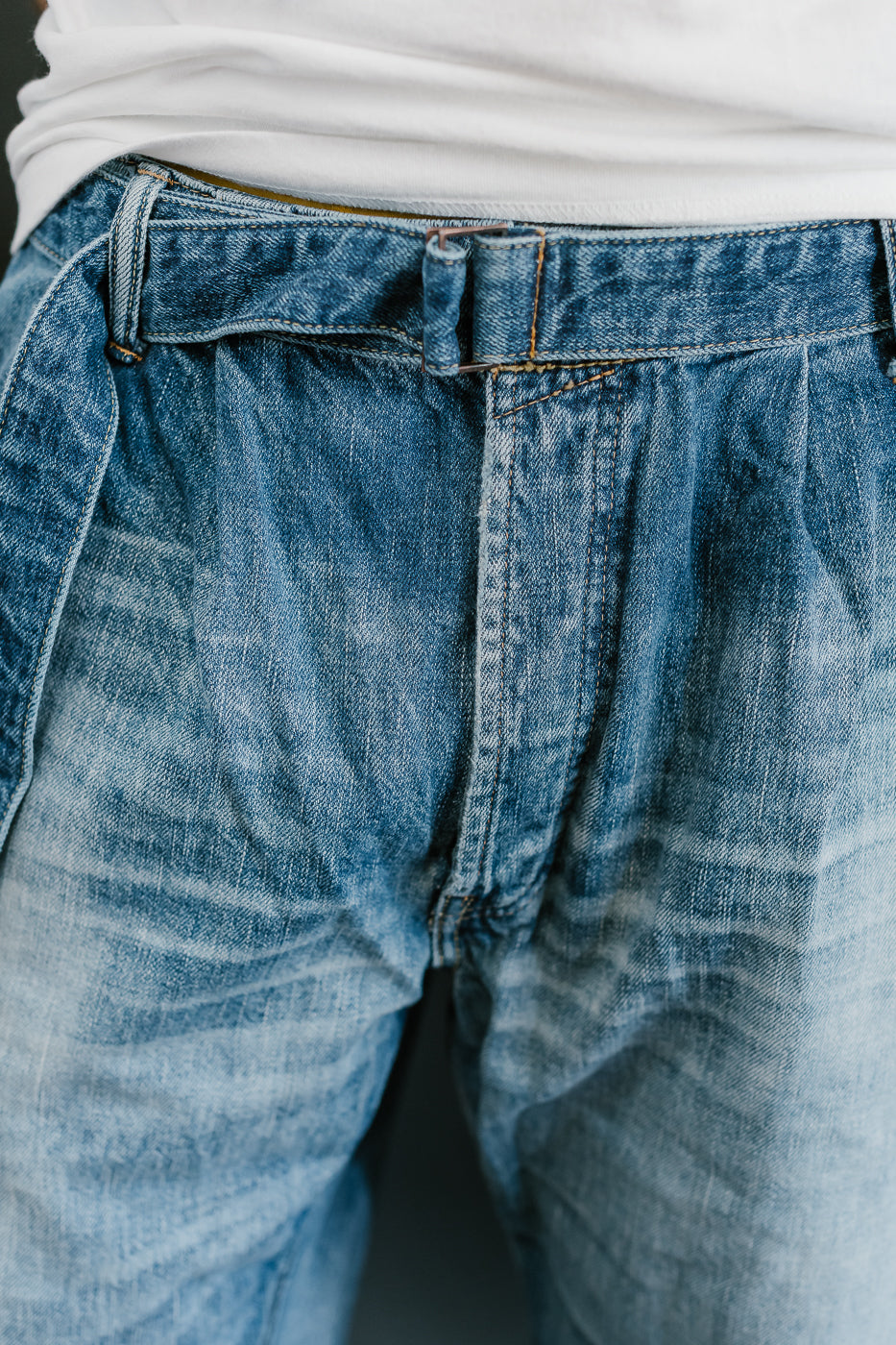 1001K - 11.5oz Hakima Denim - Wide Tuck