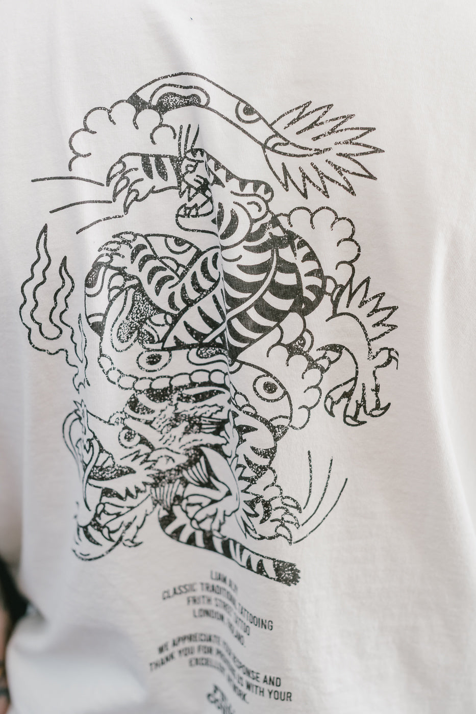 5500PT-15 - Tiger & Dragon T-Shirt - White