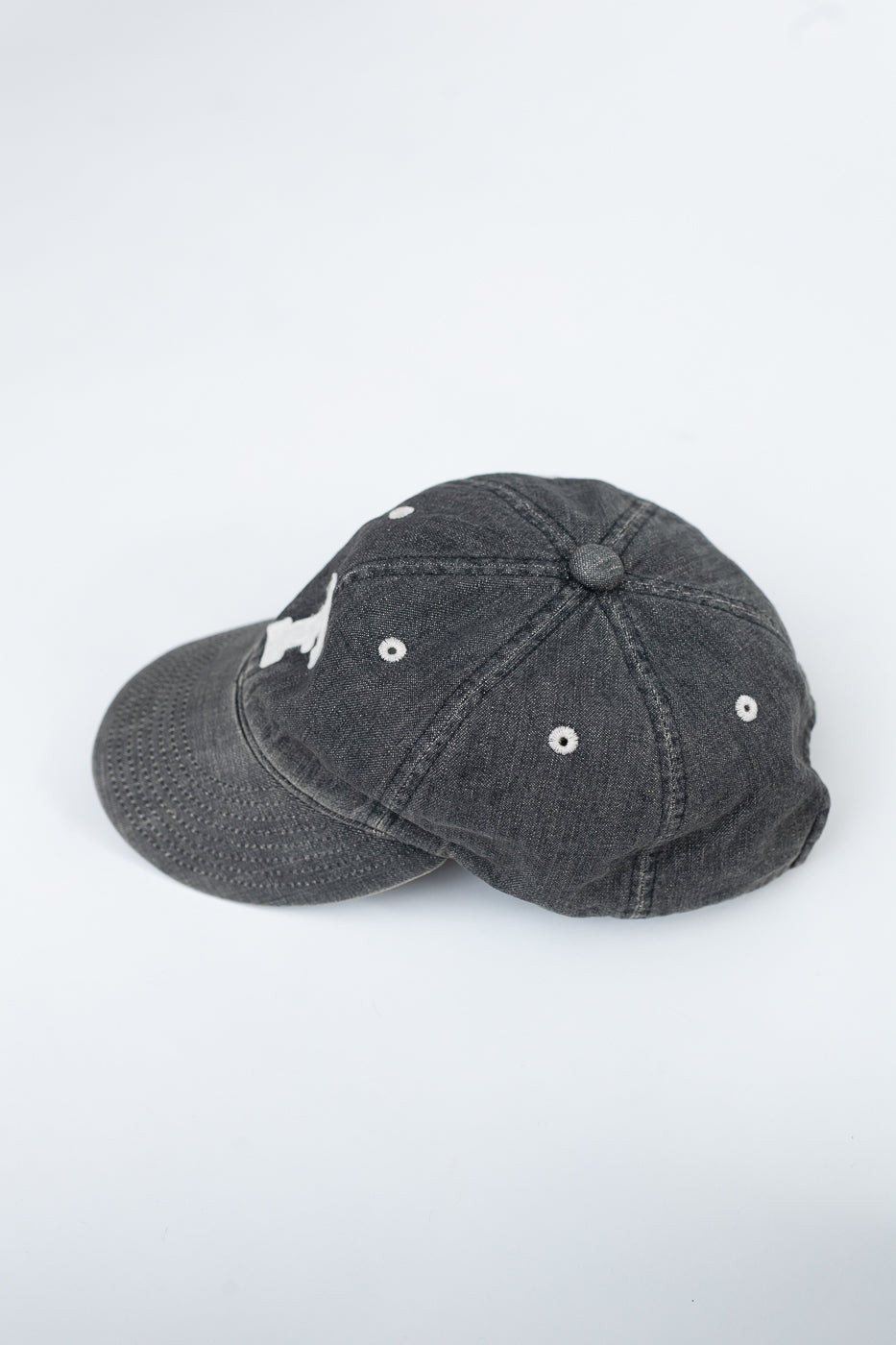 6843HW - 6 Panel Denim Baseball Cap 'F' Patch - Black Vintage Wash