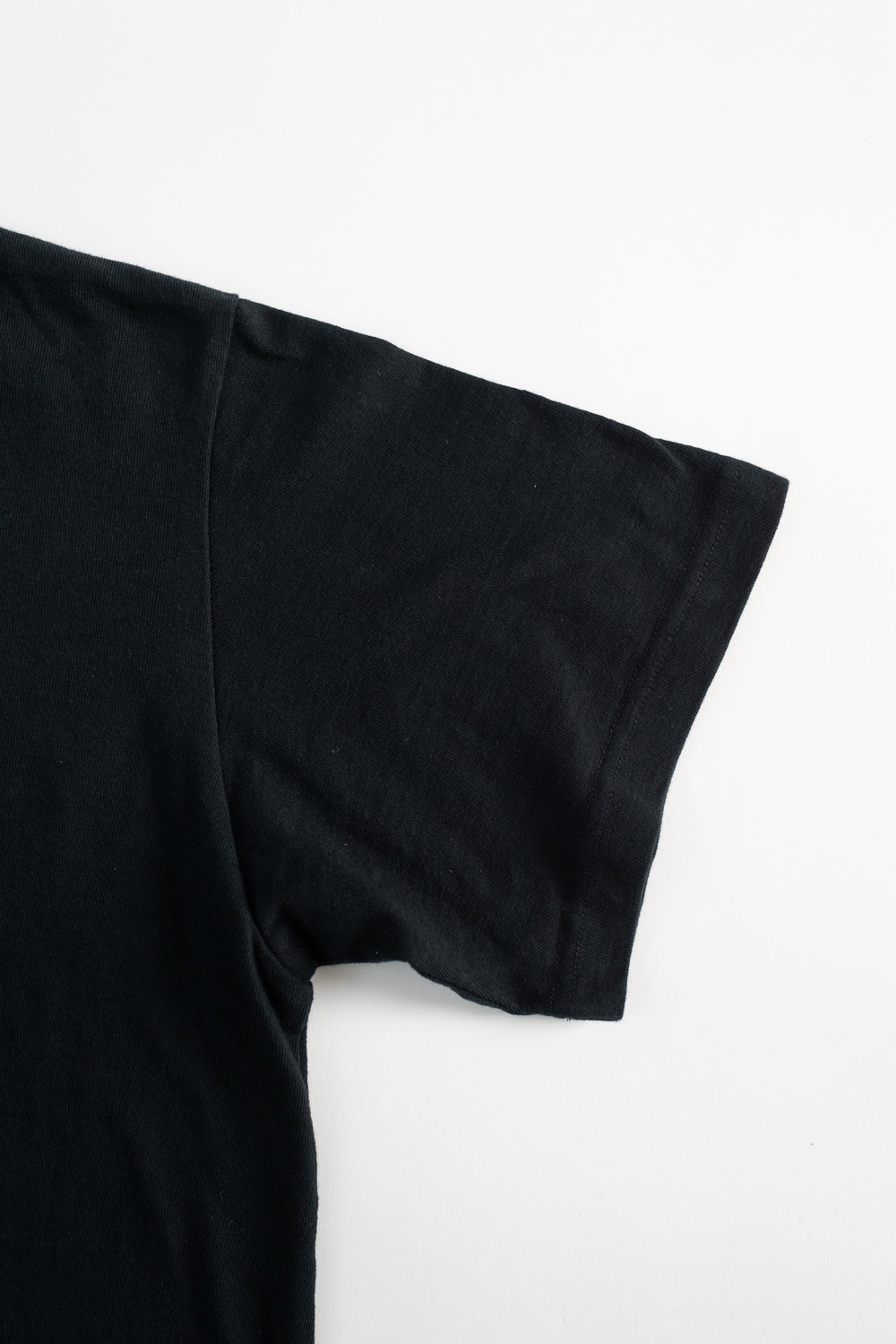 IHT-1610L-BLK - 6.5oz Loopwheel Crew Neck T-Shirt with Longer Body - Black