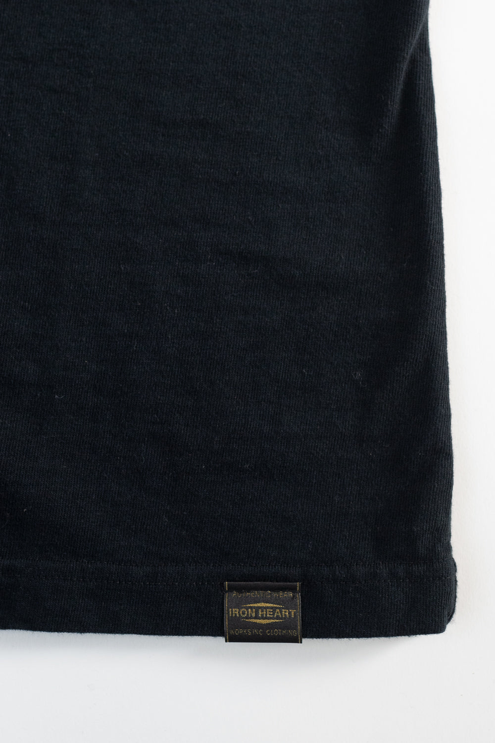 IHT-1610L-BLK - 6.5oz Loopwheel Crew Neck T-Shirt with Longer Body - Black