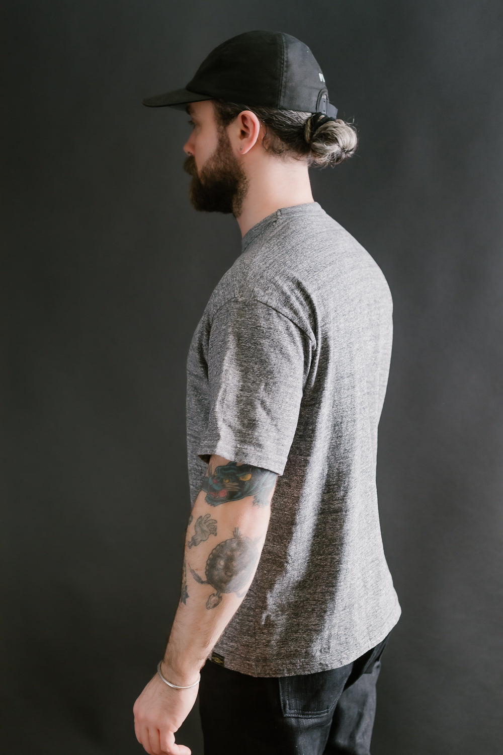 IHT-1610L-GRY - 6.5oz Loopwheel Crew Neck T-Shirt with Longer Body - Grey