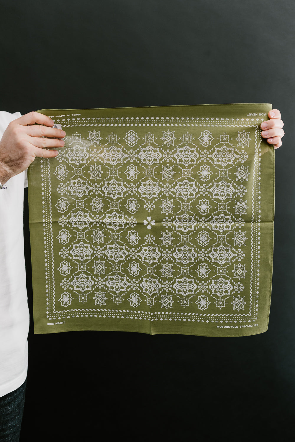 IHG-051-GRN Bell Print Bandana in Green