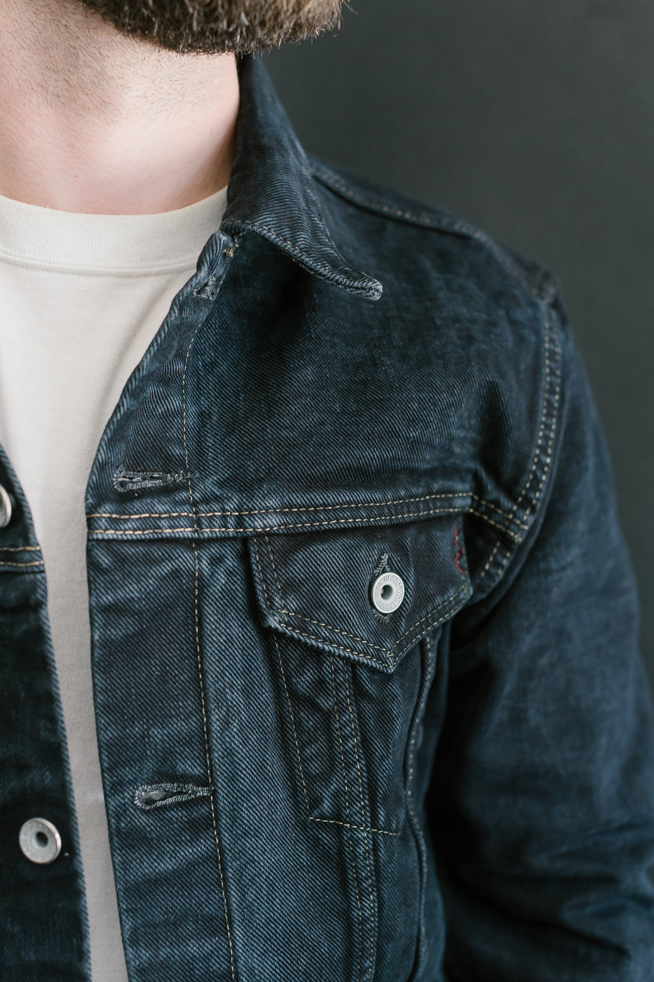 IH-526Lod - 19oz Left-Hand Twill Selvedge Denim Type III Jacket - Indigo Overdyed Black