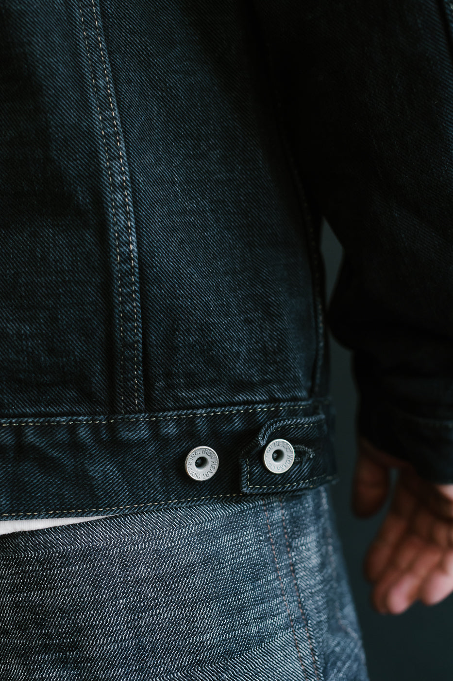 IH-526Lod - 19oz Left-Hand Twill Selvedge Denim Type III Jacket - Indigo Overdyed Black