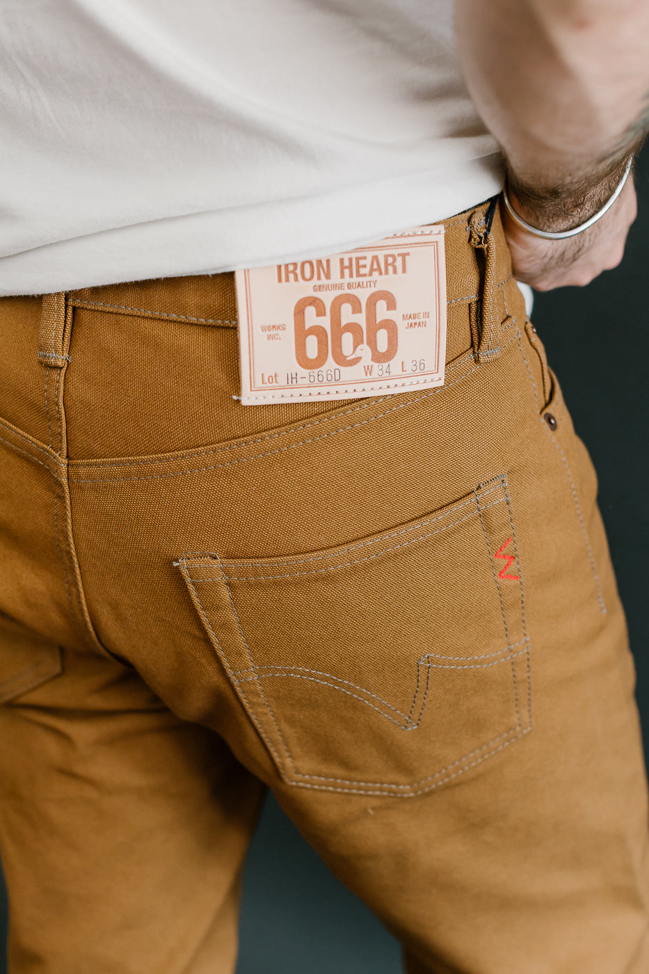 IH-666D - 17oz Duck Slim Straight Cut Jeans - Brown