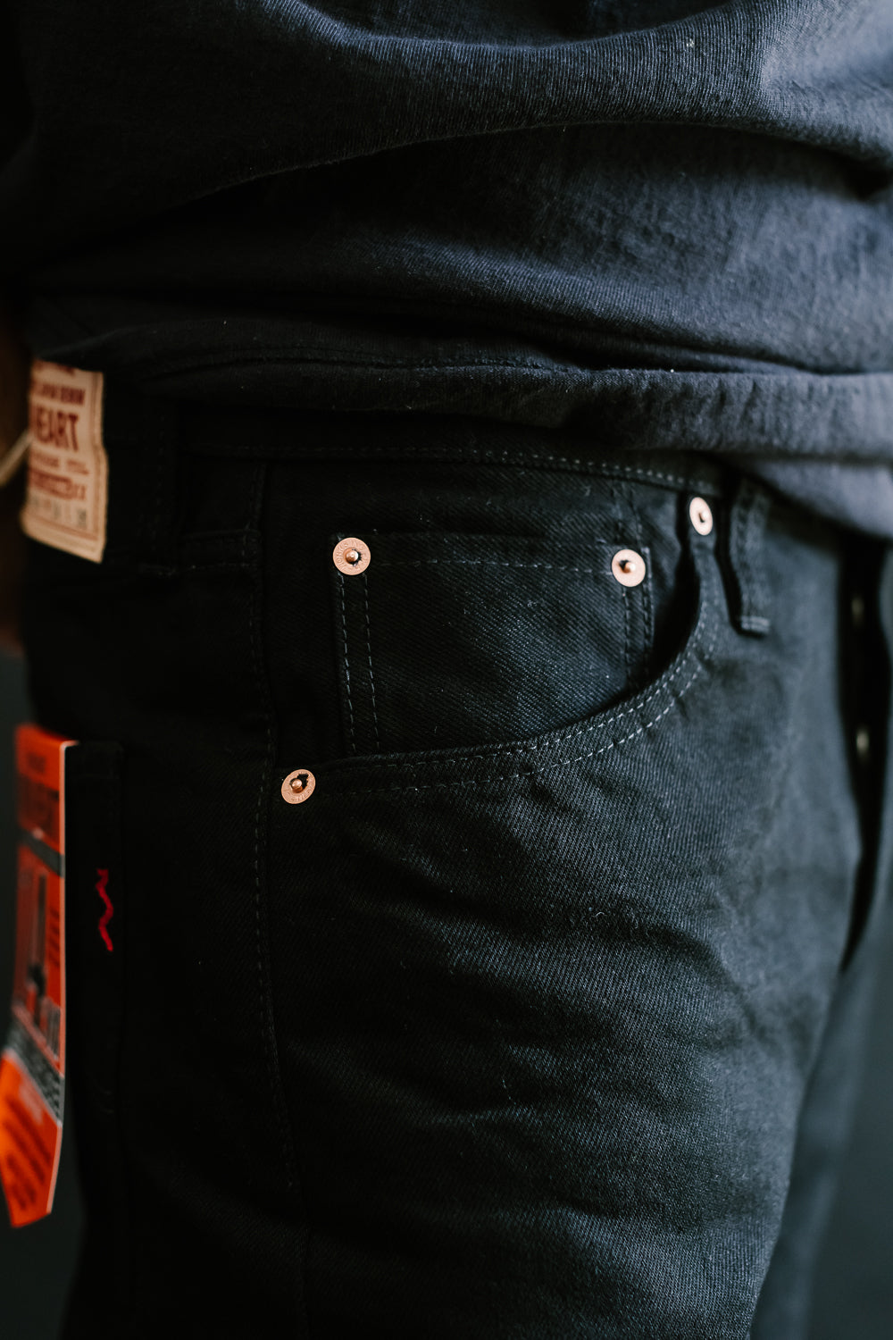 IH-666S-142bb - 14oz Selvedge Denim Slim Straight Cut Jeans - Black/Black