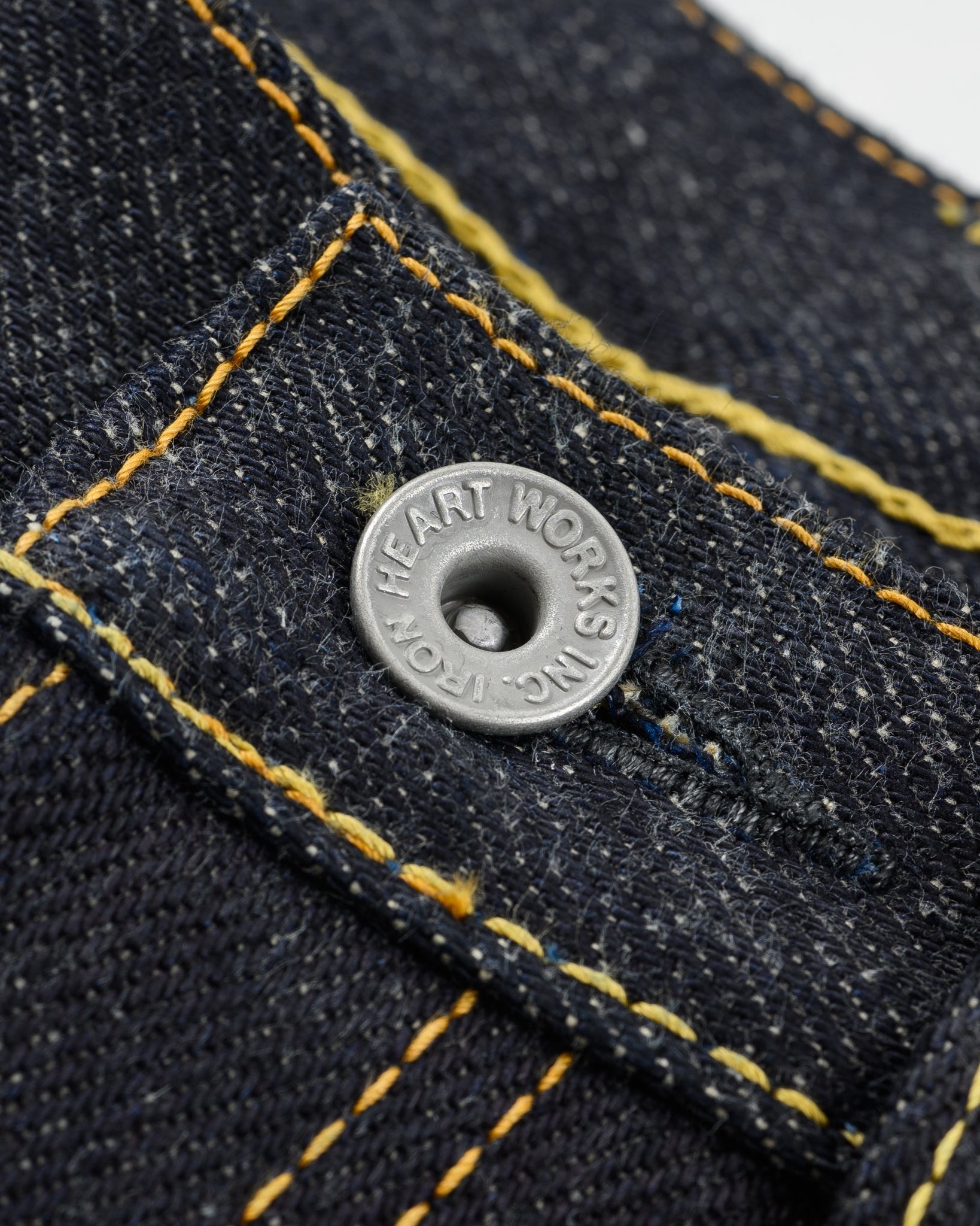 IH-888-XHS - 25oz Selvedge Denim Medium/High Rise Taper Cut Jeans - Indigo