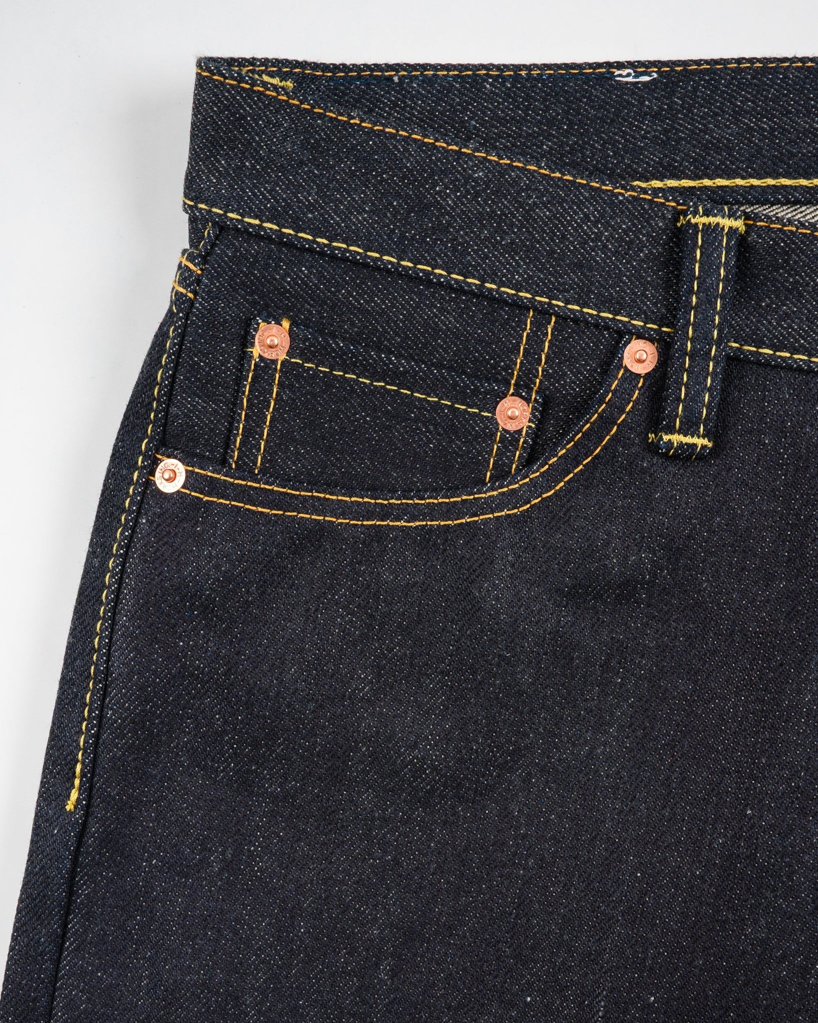 IH-888-XHS - 25oz Selvedge Denim Medium/High Rise Taper Cut Jeans - Indigo