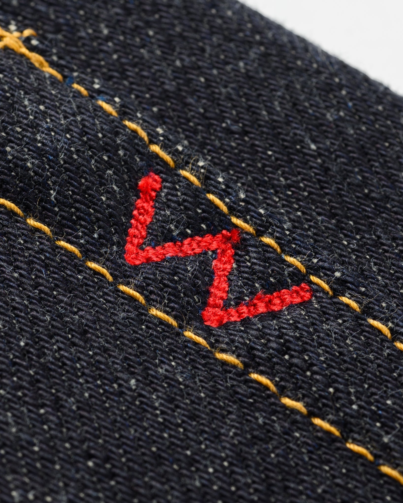 IH-888-XHS - 25oz Selvedge Denim Medium/High Rise Taper Cut Jeans - Indigo