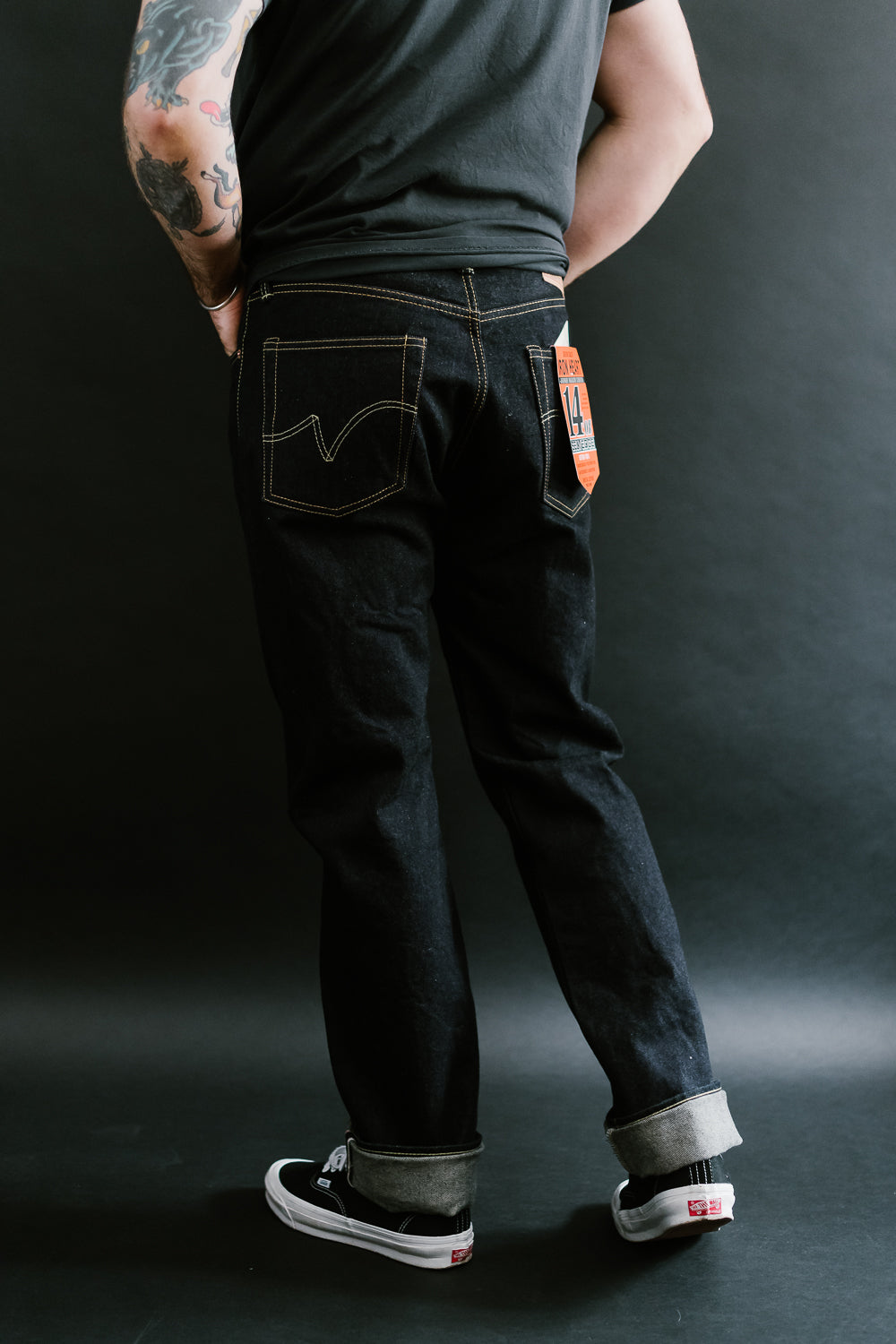 IH-888S-142 - 14oz Selvedge Denim Medium/High Rise Tapered Cut Jeans - Indigo