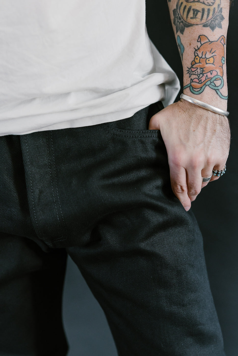 IH-888S-SB - 21oz Selvedge Denim Relaxed Taper Cut Jeans - Superblack Non-Fade