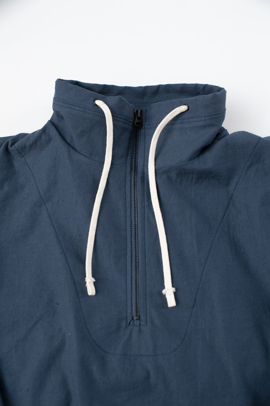 JM8508 - Back Nep Himo Stand Neck - 101 Classic Navy