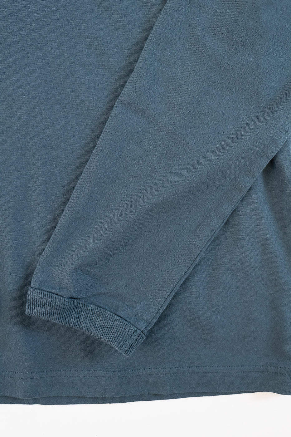 JM5530 - Lead-Off LS T-Shirt - 305 Night Bench