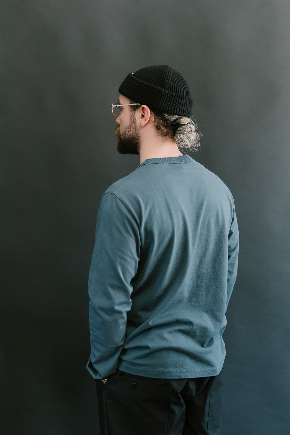 JM5530 - Lead-Off LS T-Shirt - 305 Night Bench