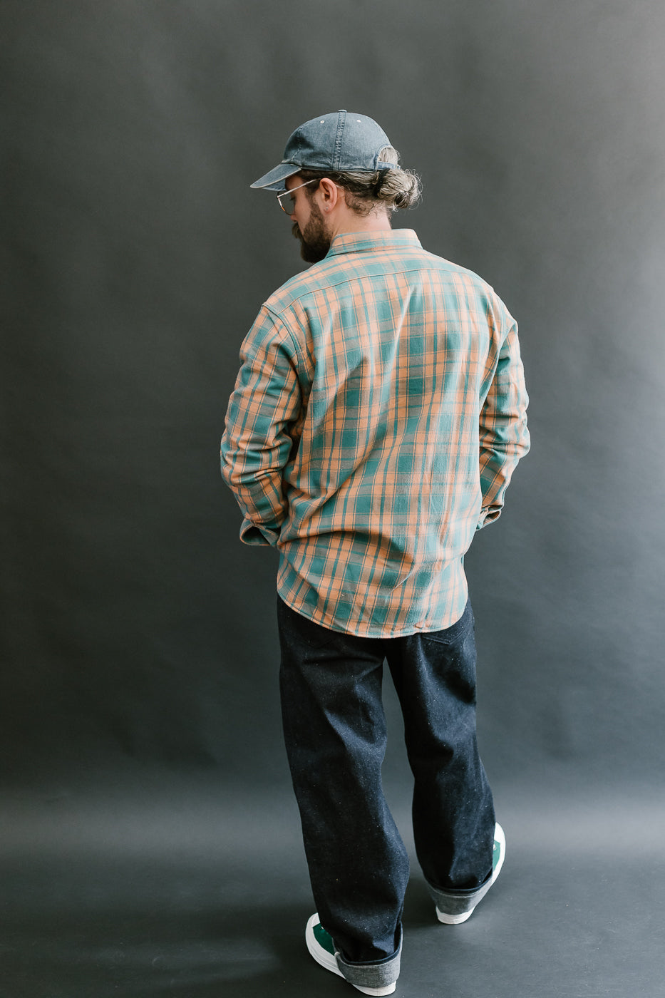 Lot JG-06-2 - The Ancient Flannel (rounded pockets) - Salmon