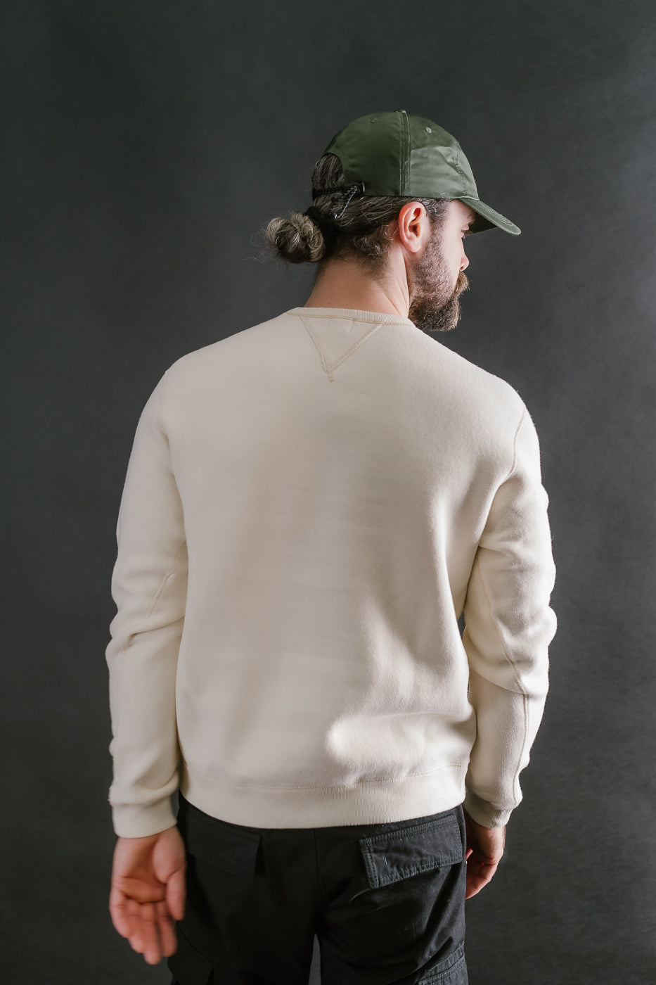 LCS1003 - Sinker Super Fluffy Knit Double-V Sweatshirt - Antique Ivory