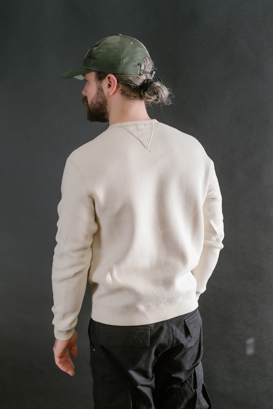 LCS1003 - Sinker Super Fluffy Knit Double-V Sweatshirt - Antique Ivory