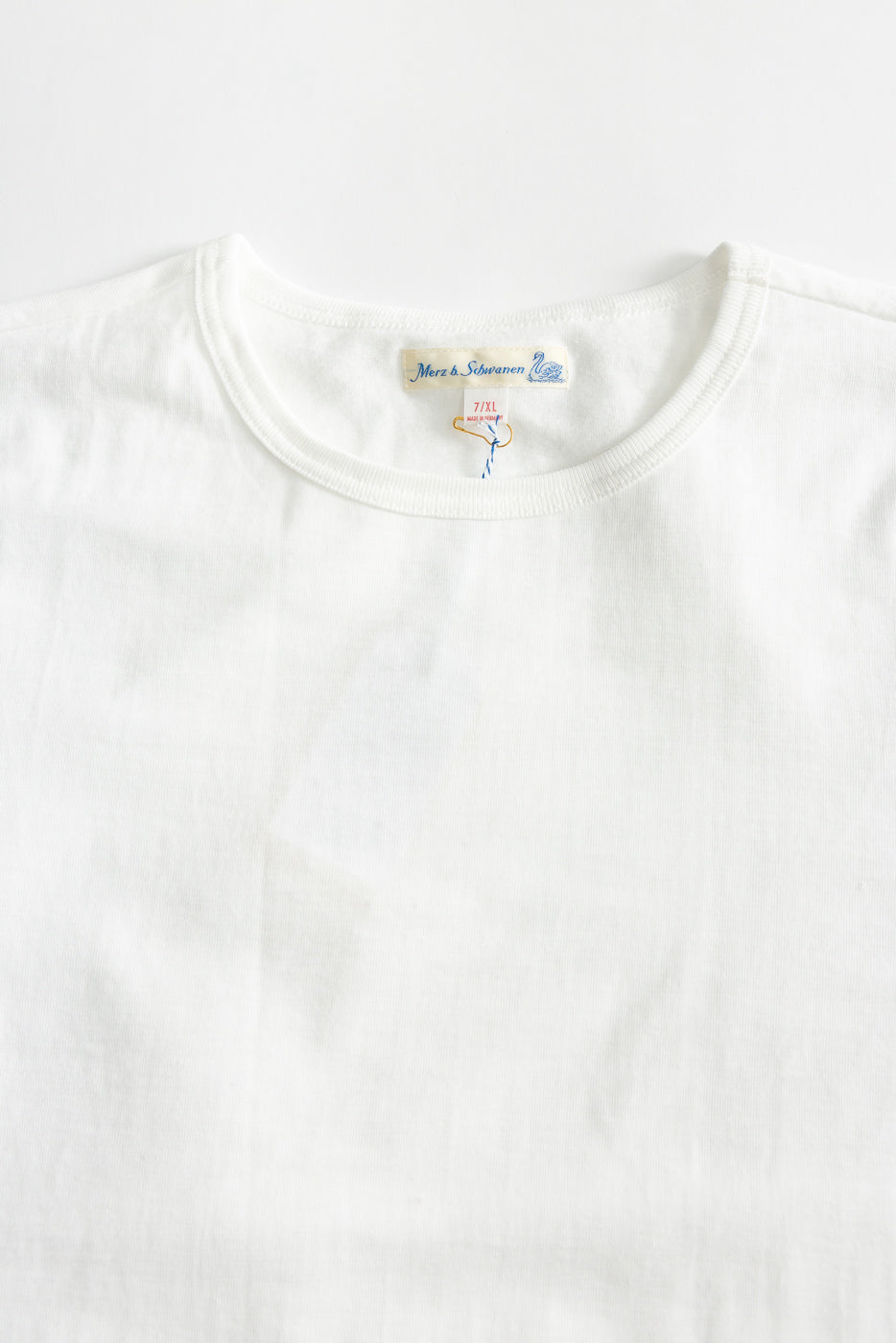 215.01 - 7.2oz Loopwheeled T-Shirt Classic Fit - White | Dant