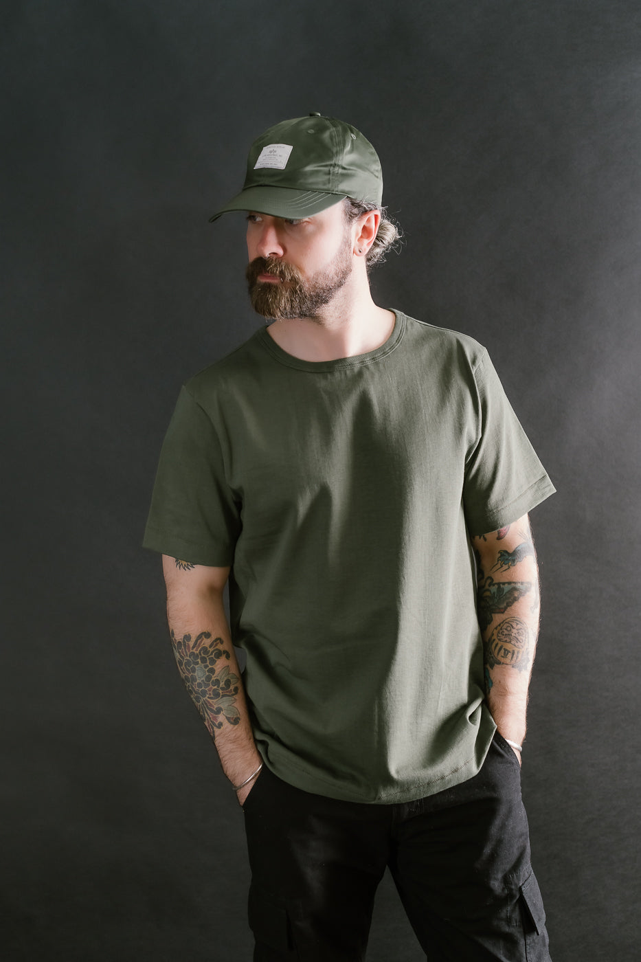 215.40 - 7.2oz Loopwheeled T-Shirt Classic Fit - Army