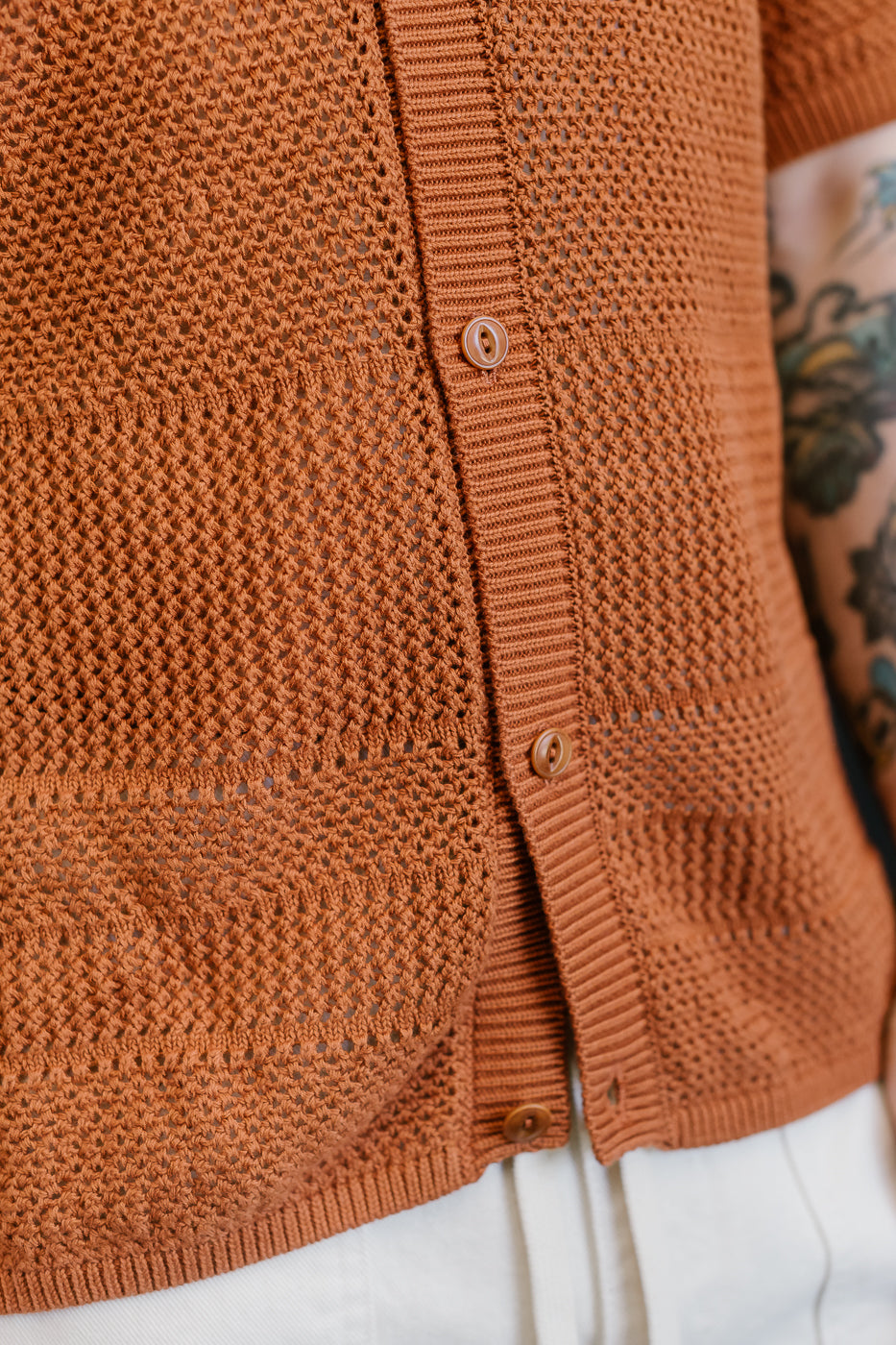 KNITSHIRT01.812 - Organic Cotton Crochet Shirt - Caramel