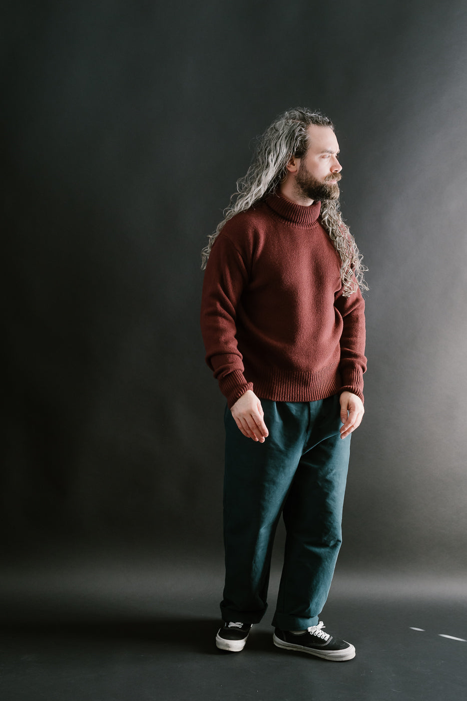 LOCT01.151 - Merino Wool Cashmere Blend Turtle Neck Pullover Relaxed Fit - Dark Brown