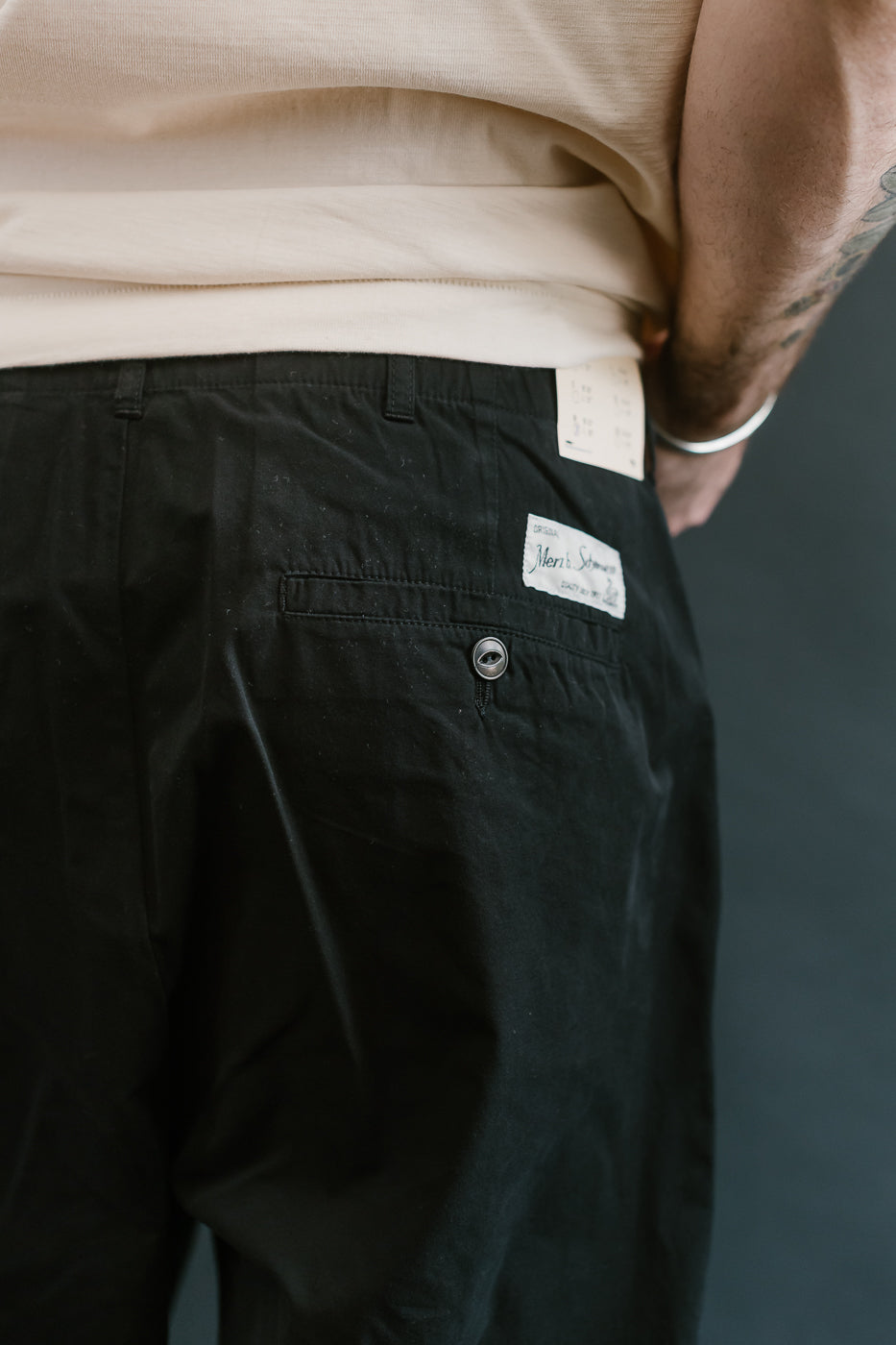 PANTS03.99 - Organic Cotton Poplin Pleated Front Pants - Deep Black