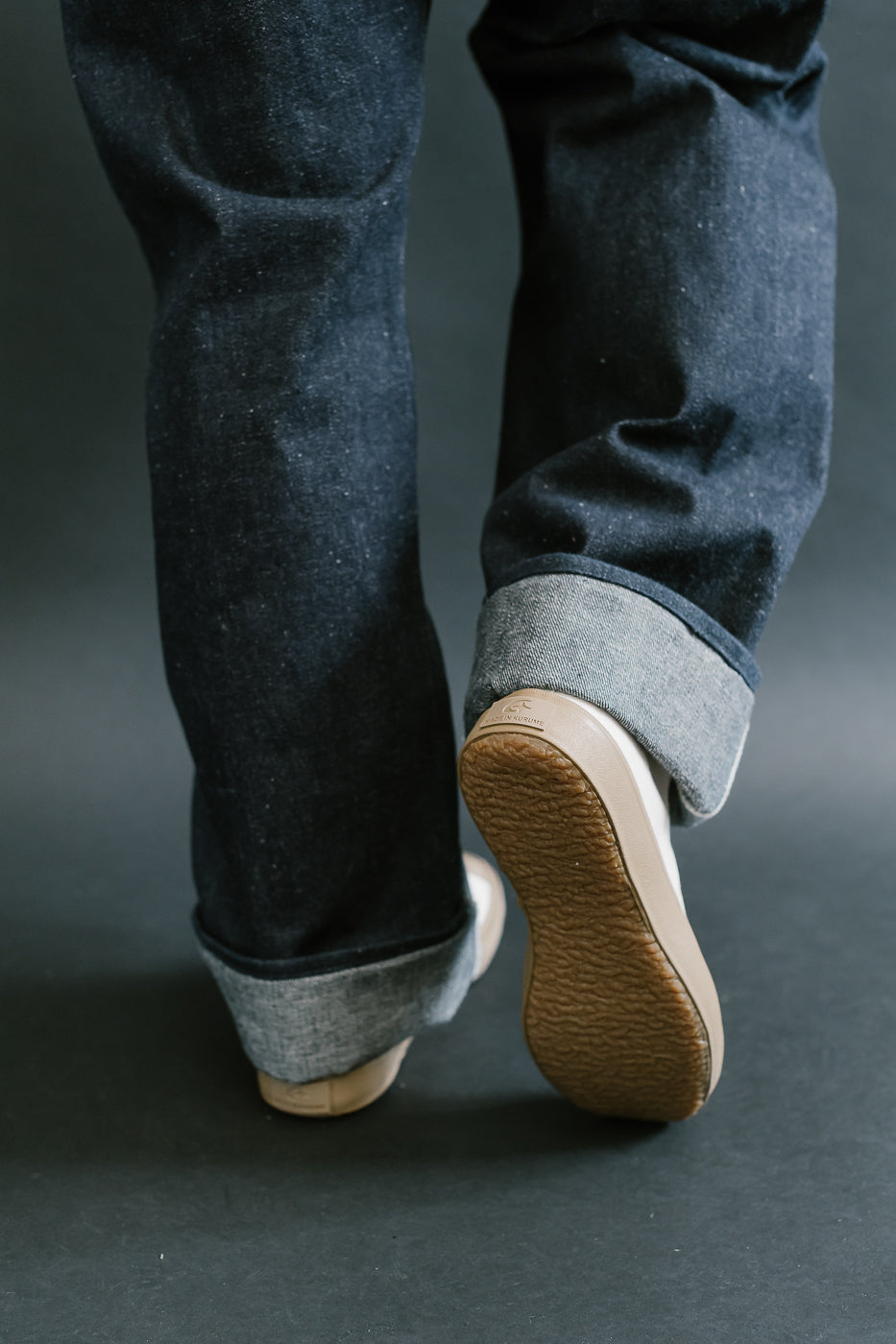 Hi Basket Sneaker - Natural, Gum