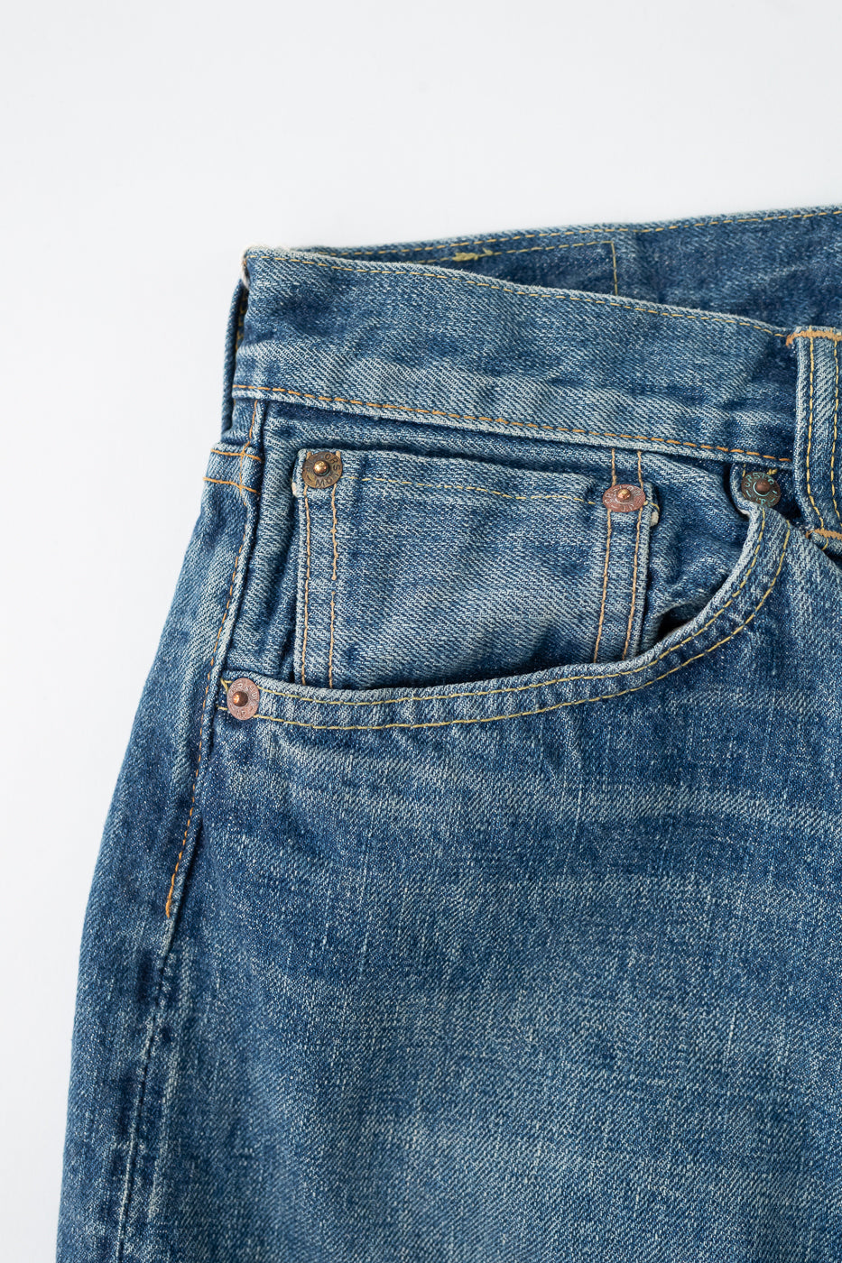 01-1050SL-84 - 105 - Standard Fit Selvedge Denim - 2 Year Wash