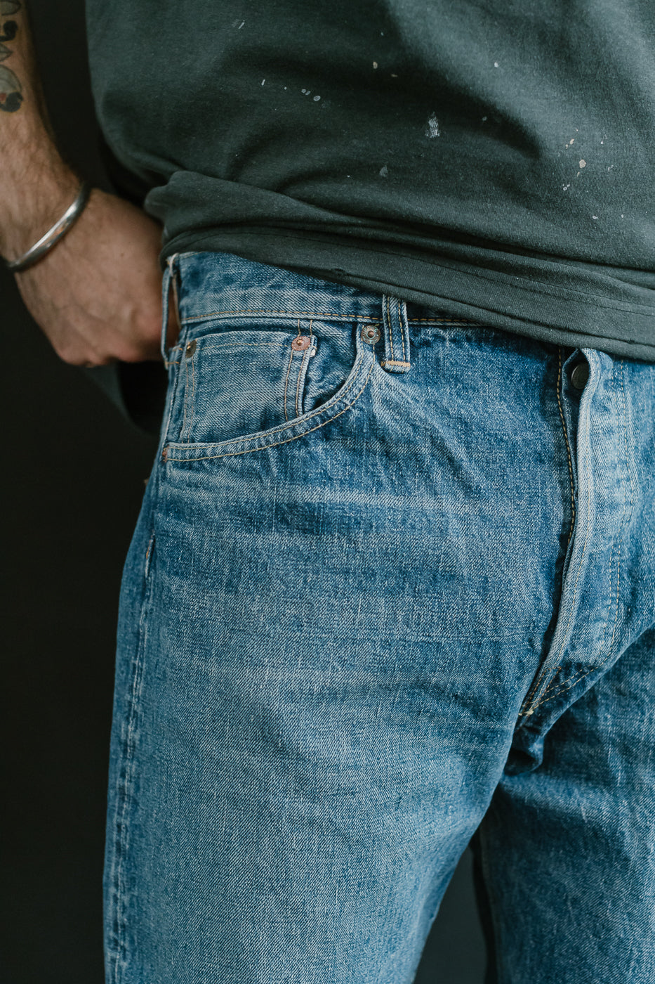 01-1050SL-84 - 105 - Standard Fit Selvedge Denim - 2 Year Wash