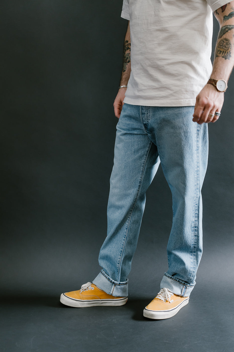01-1050W-99 - 105 - Standard Fit Denim - 90s Sky Blue
