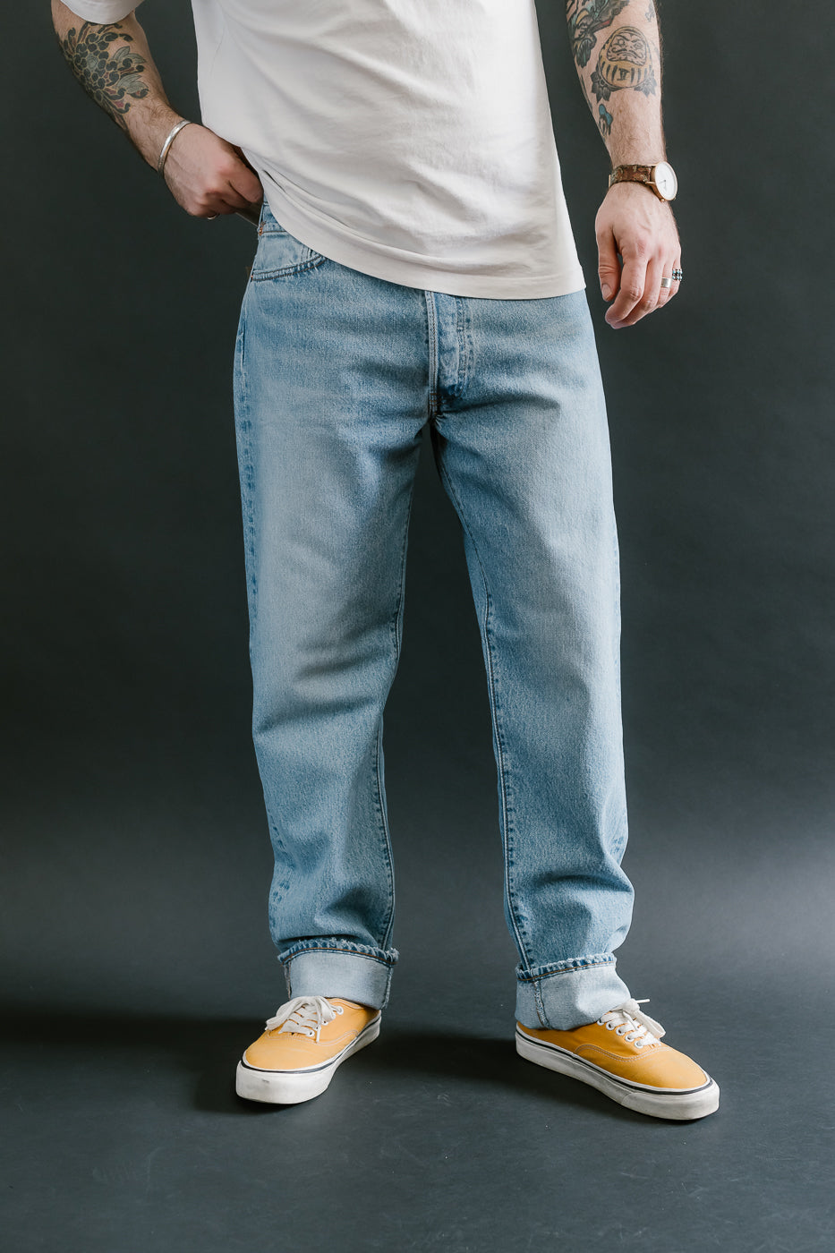 01-1050W-99 - 105 - Standard Fit Denim - 90s Sky Blue