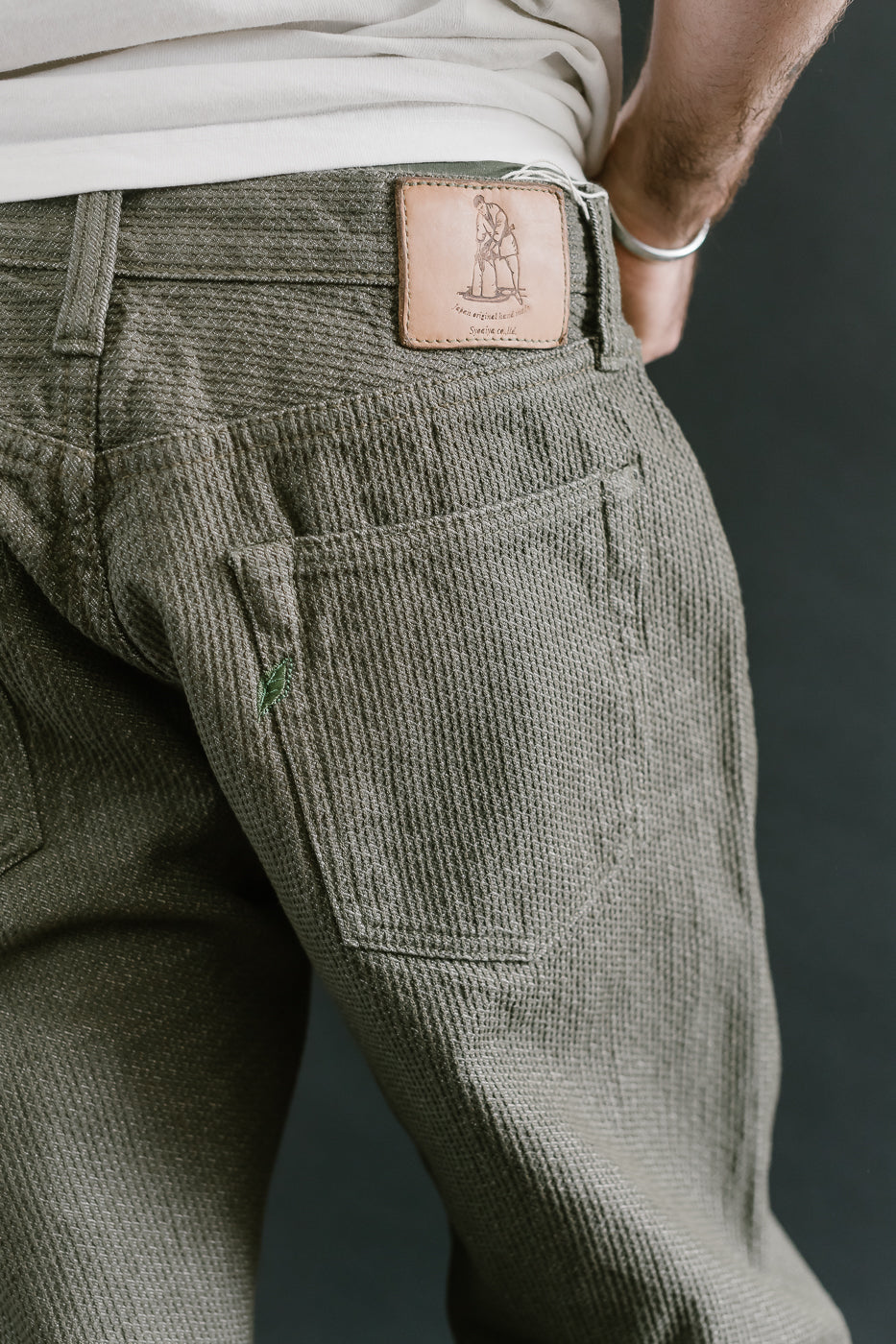 1170-1-OLV - Sashiko Denim Loose Fit - Olive x Olive