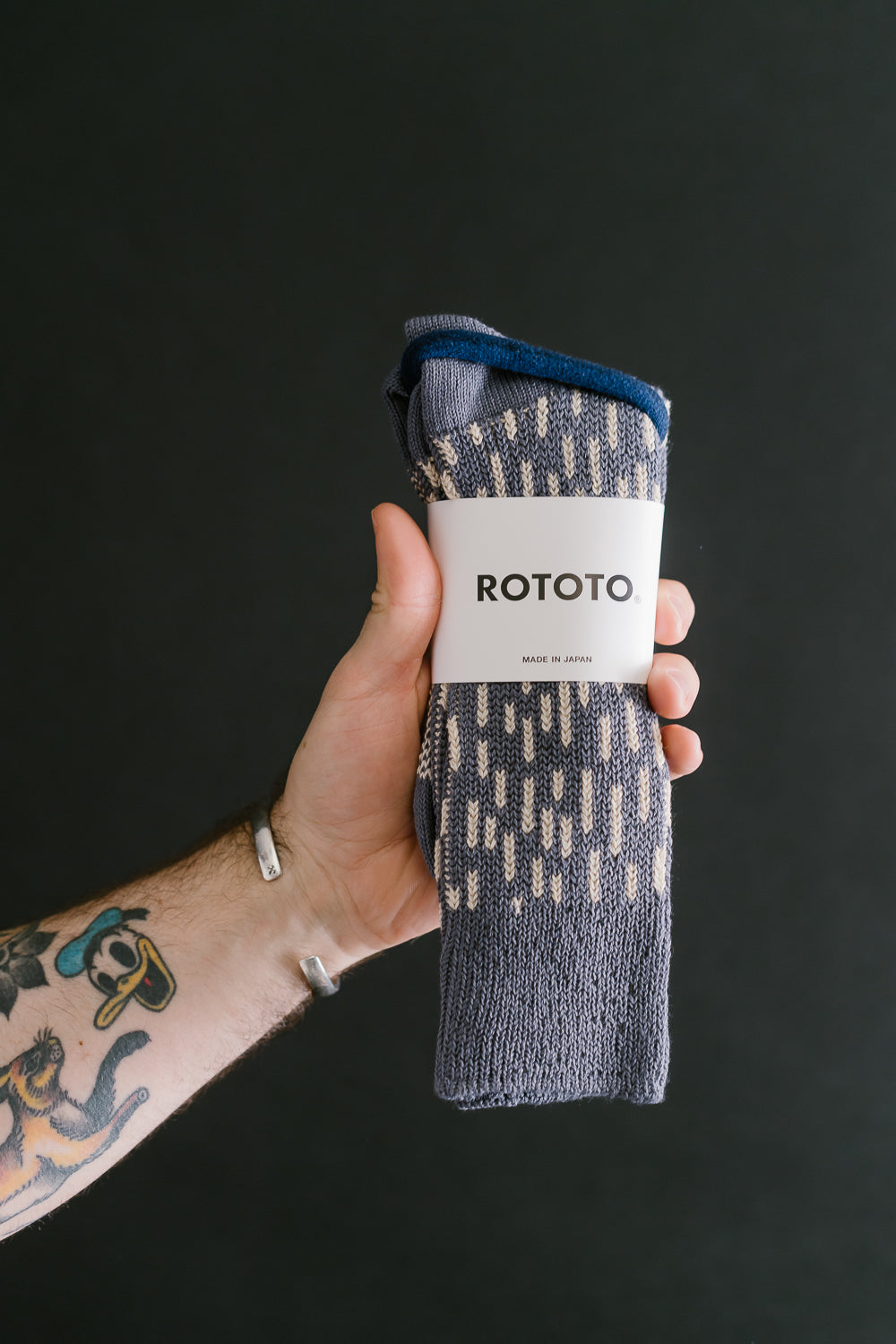 R1431 - Rain Drop Crew Socks - Steel Blue, Ivory