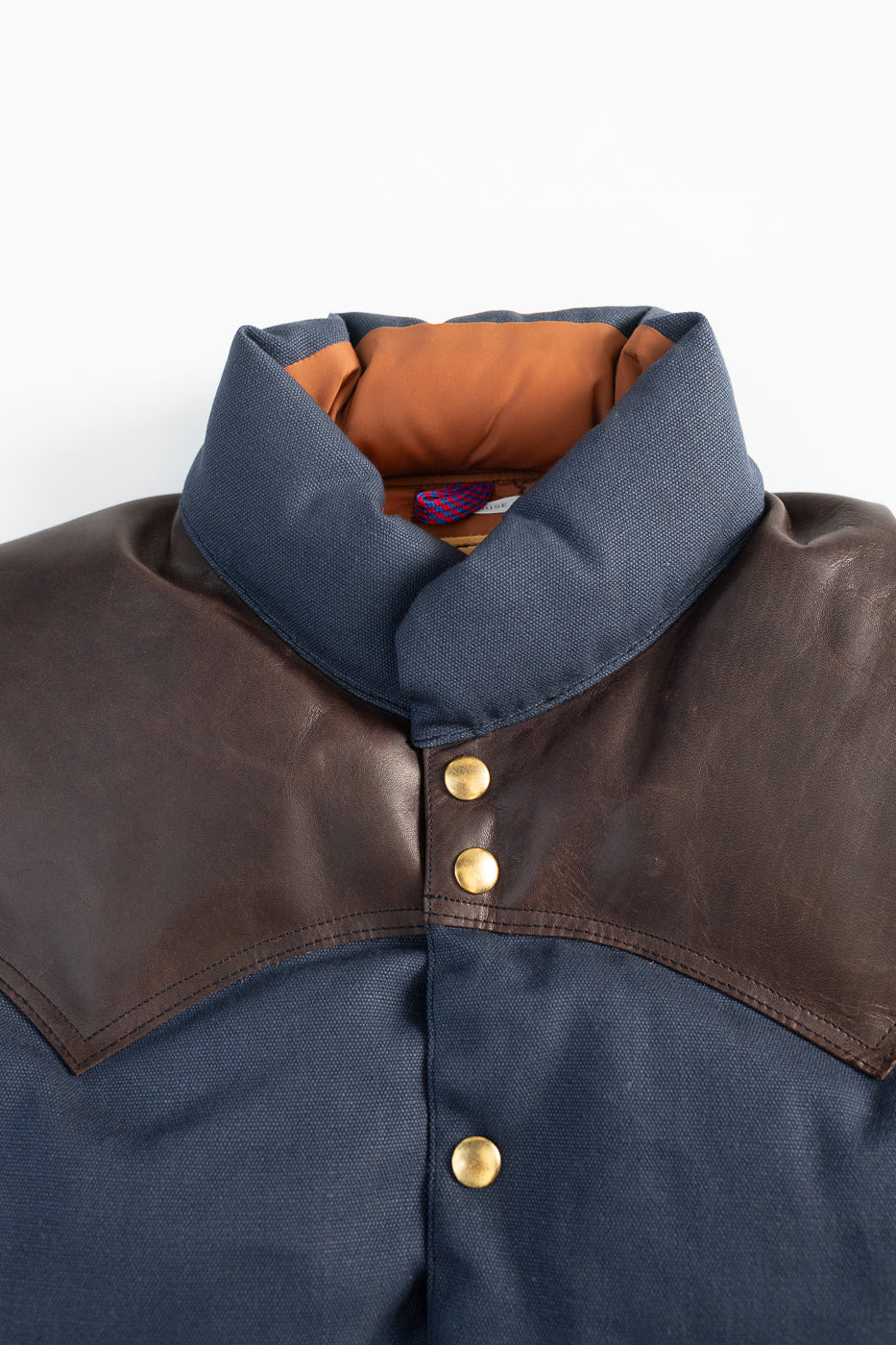 Lot 2223 - Rocky Mountain x Warehouse Canvas Down Vest - Navy