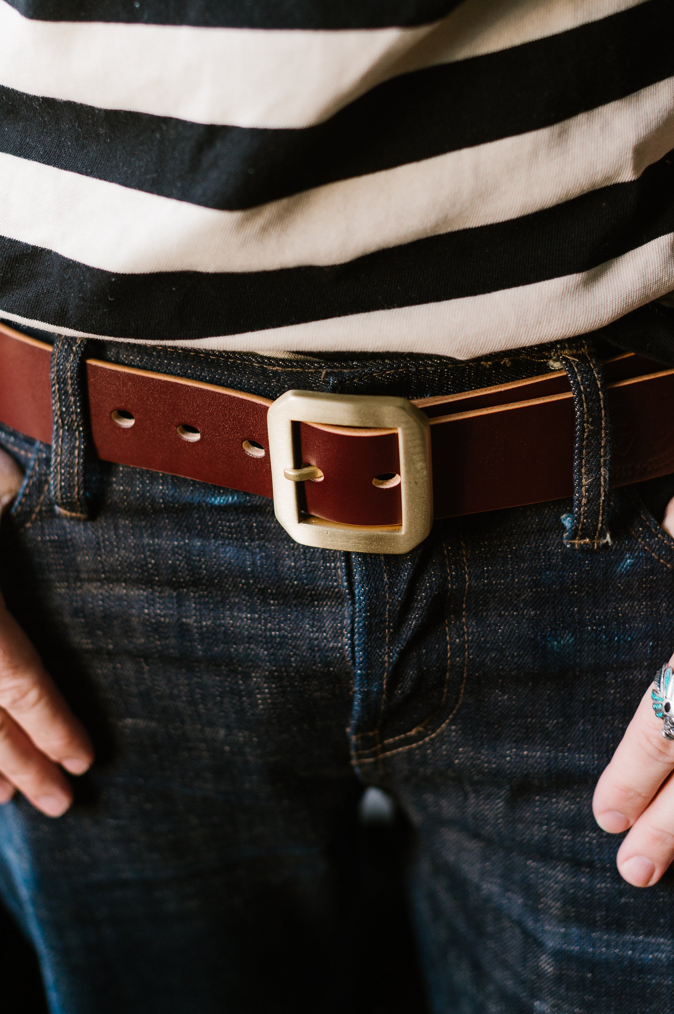 Single Prong Brass Garrison Leather Belt - Hand-Dyed Brown