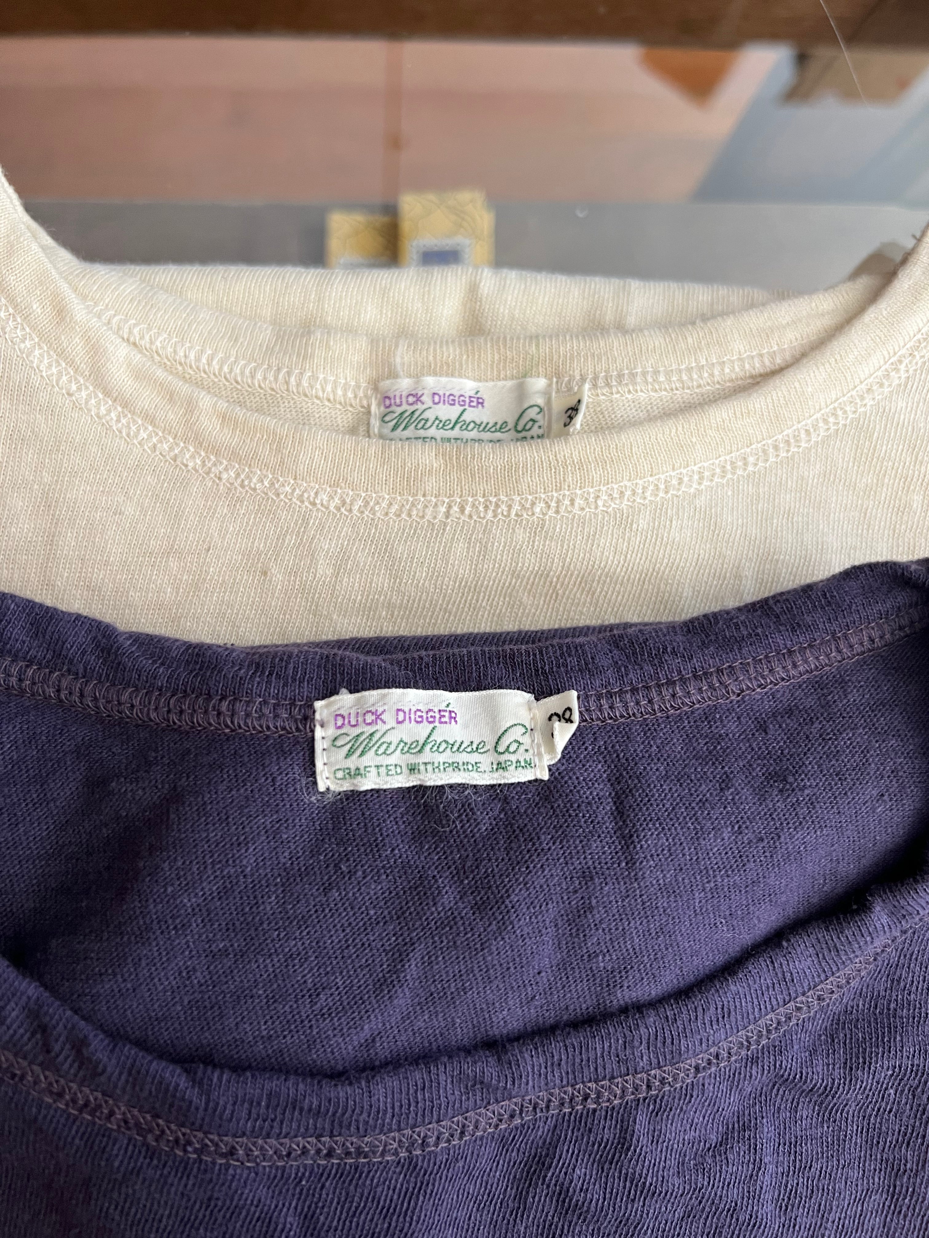 Gently Used Warehouse & Co. Skivvy Tee 2-Pack - Size 38 - Beige & Navy