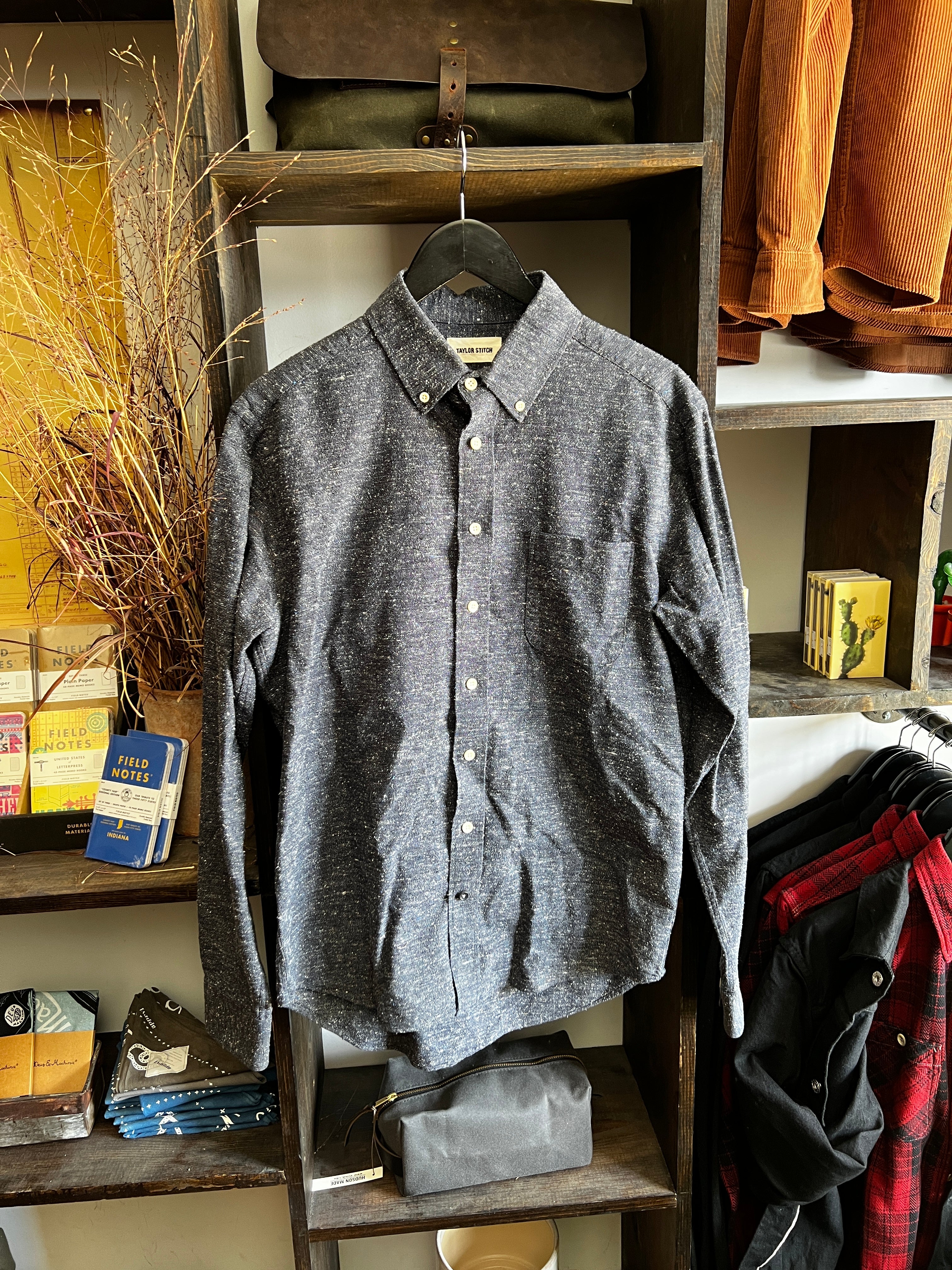 Gently Used - The L/S Jack - Navy Donegal - 40