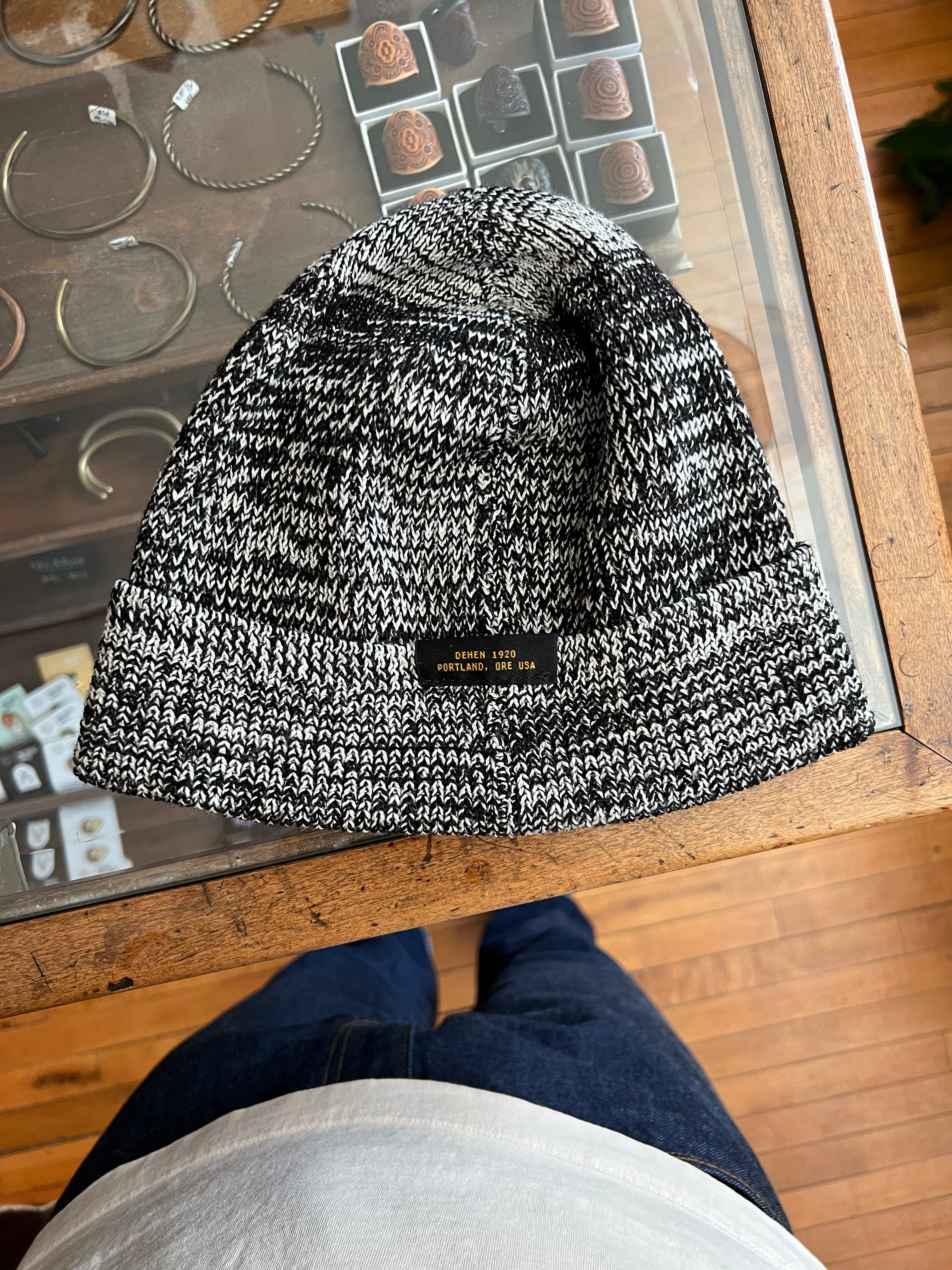 Gently Used Dehen Wool Knit Watch Cap - Black/Natural