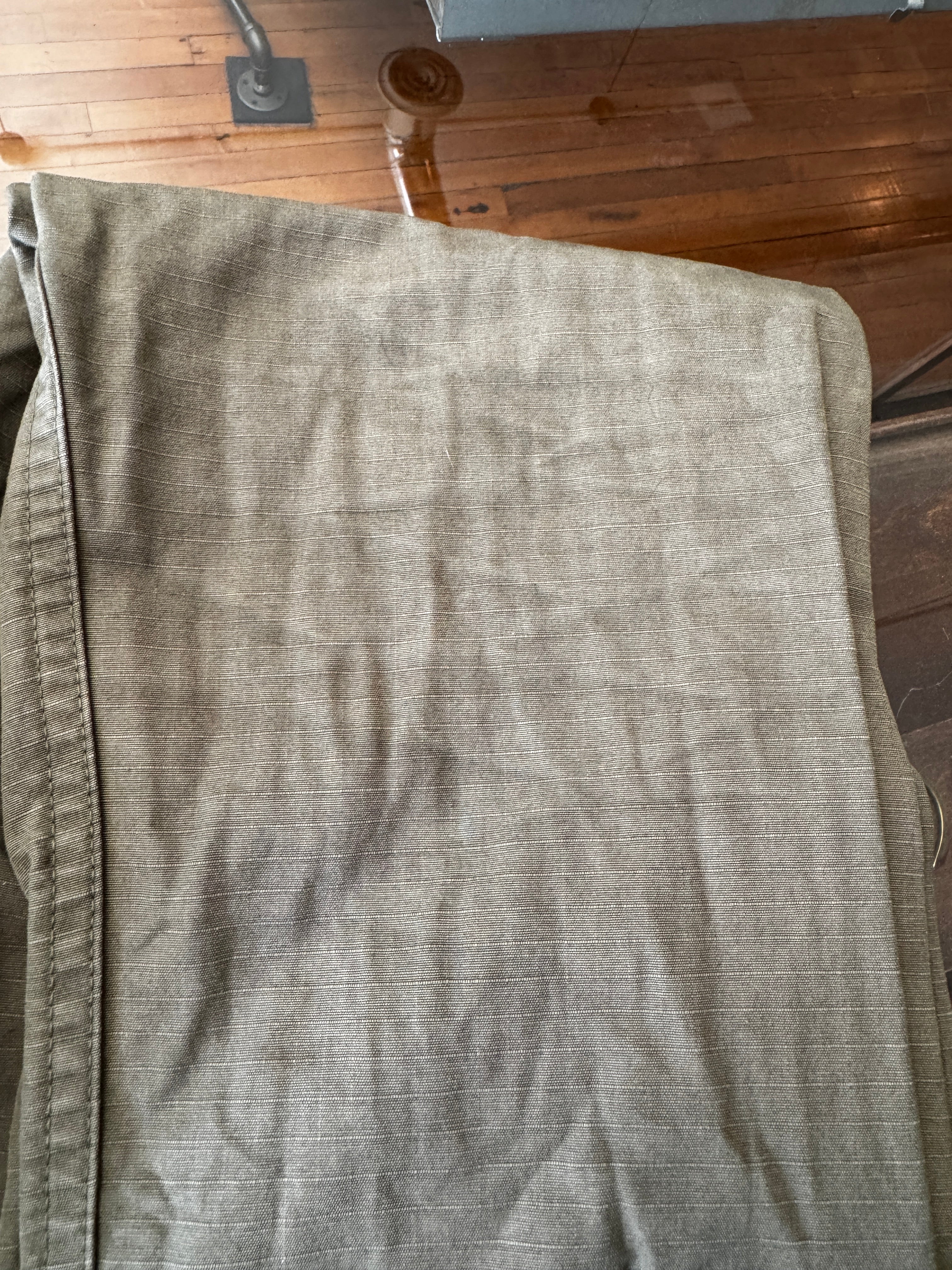 Heavily Used - 6-Pocket Cargo Pant Standard Fit - Size 2