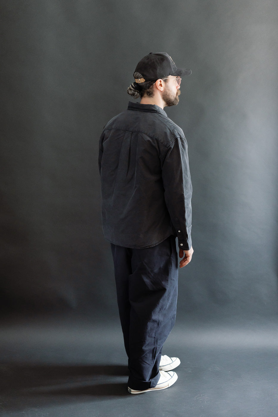 Back view full body of male model 5'9