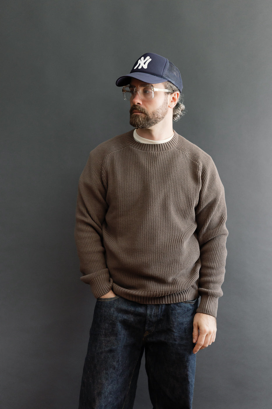 Full body front view of a 5'9