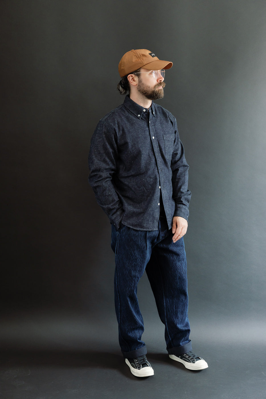 Full body side view of a 5'9
